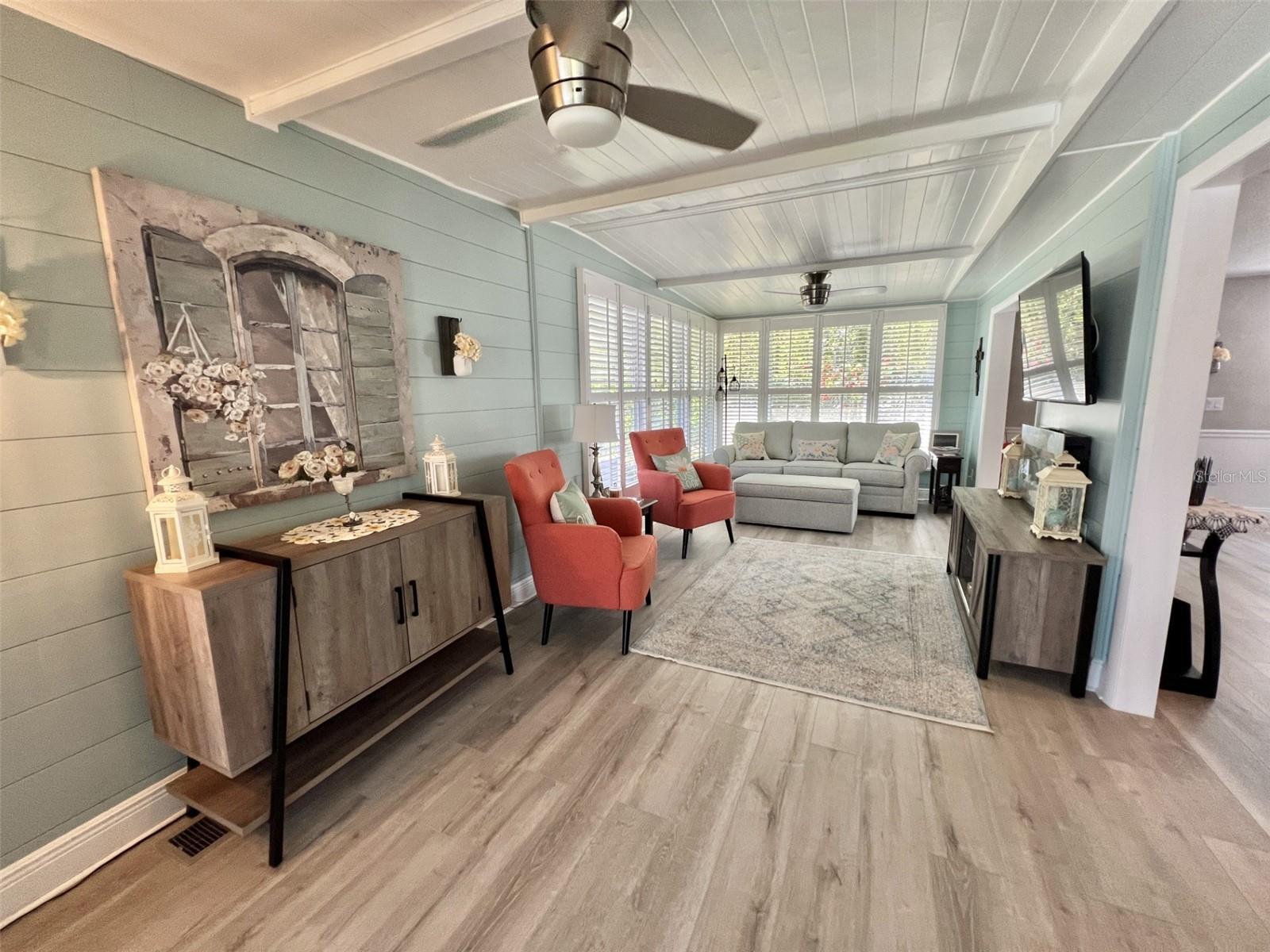 207 HAWTHORNE BLVD, LEESBURG, FL, 34748