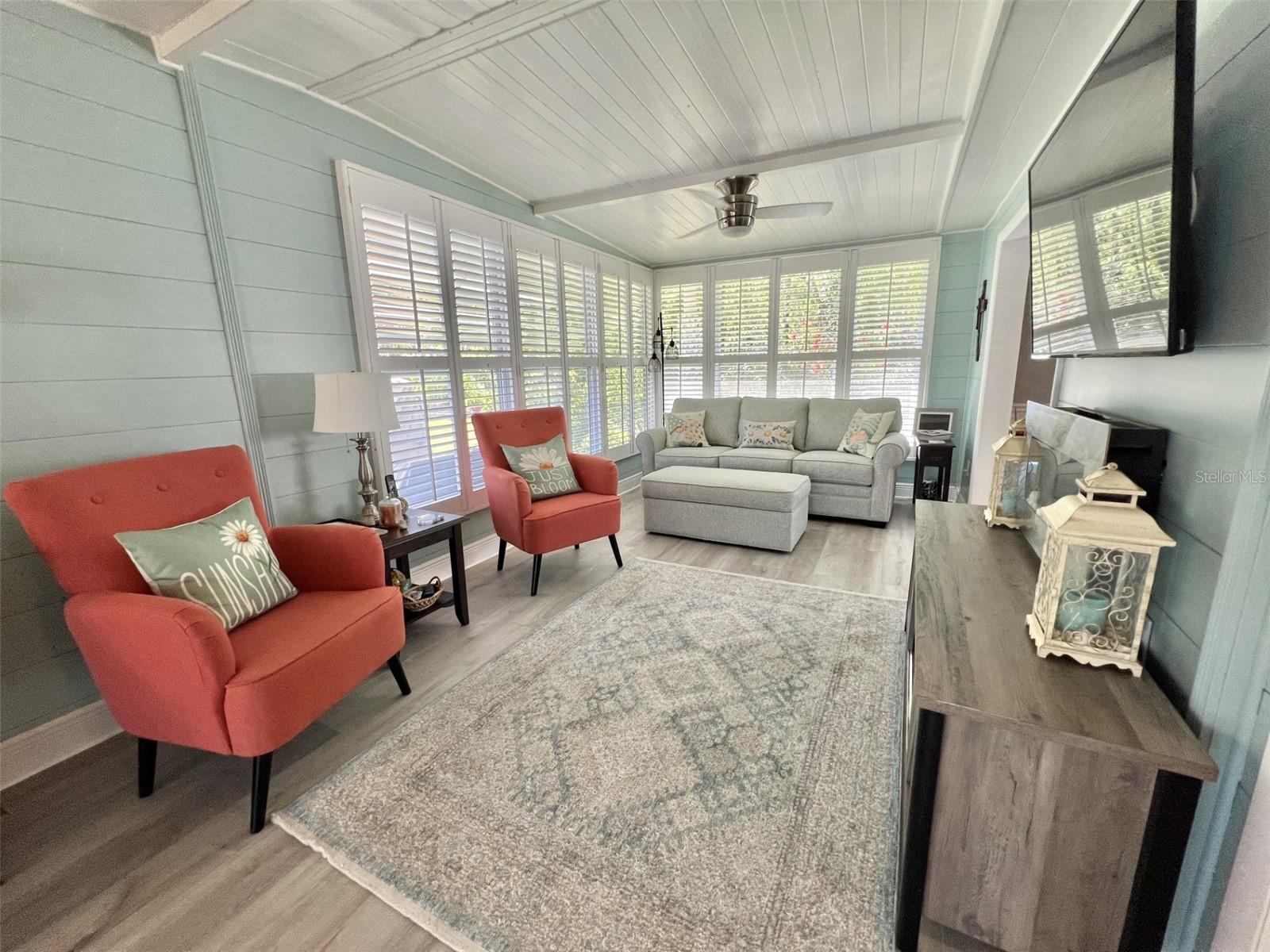 207 HAWTHORNE BLVD, LEESBURG, FL, 34748