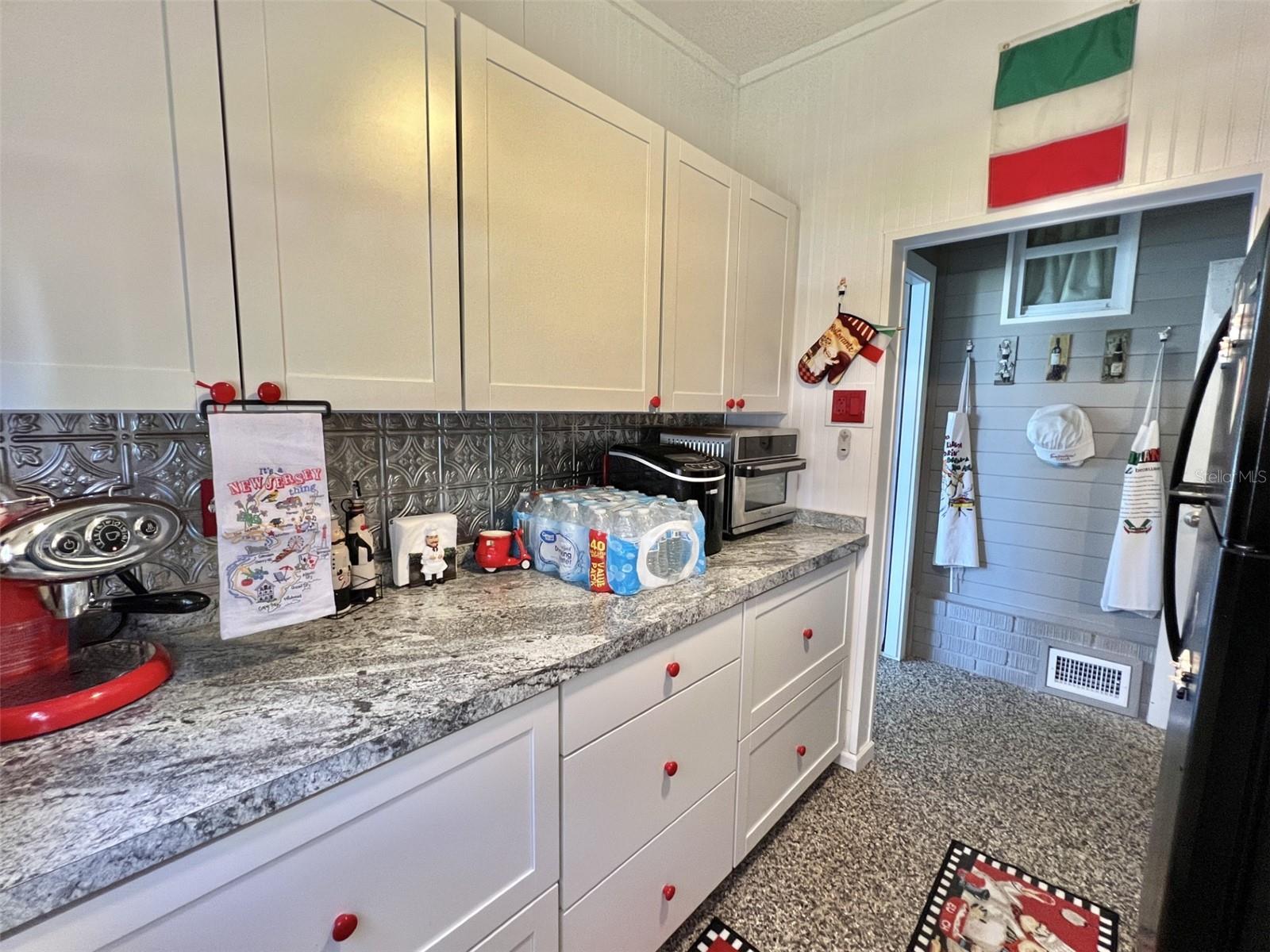 207 HAWTHORNE BLVD, LEESBURG, FL, 34748