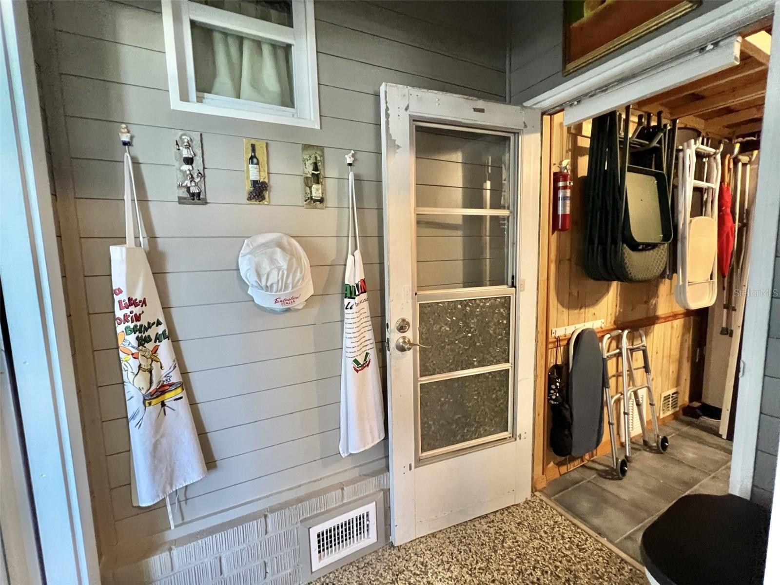 207 HAWTHORNE BLVD, LEESBURG, FL, 34748