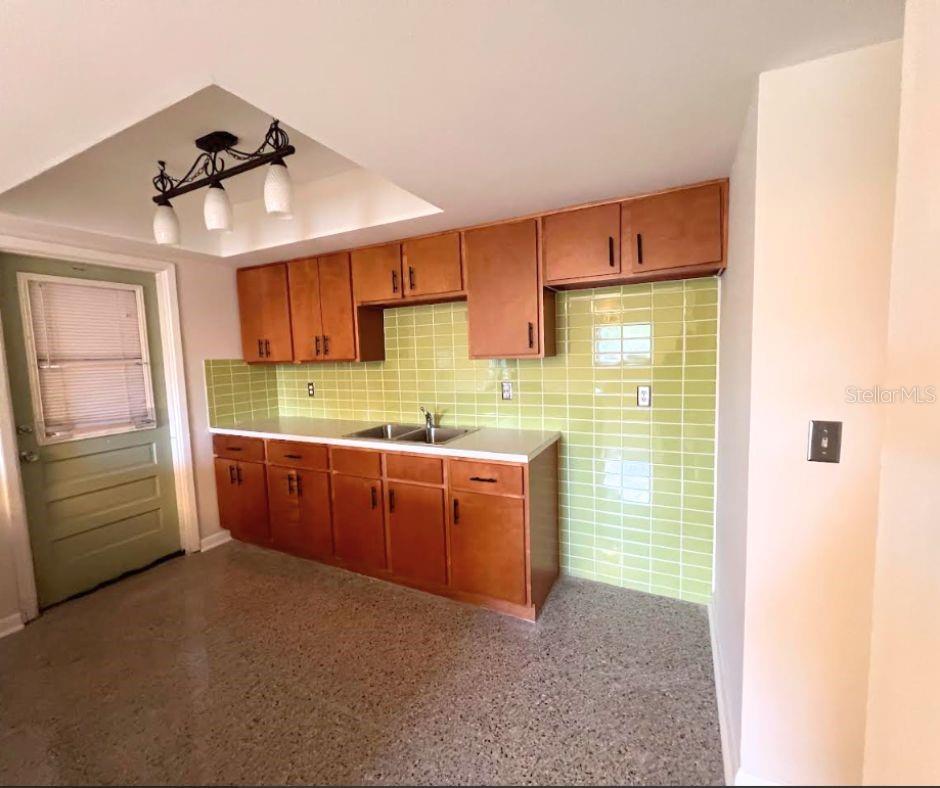 218 TERRACE DR, BRANDON, FL, 33510