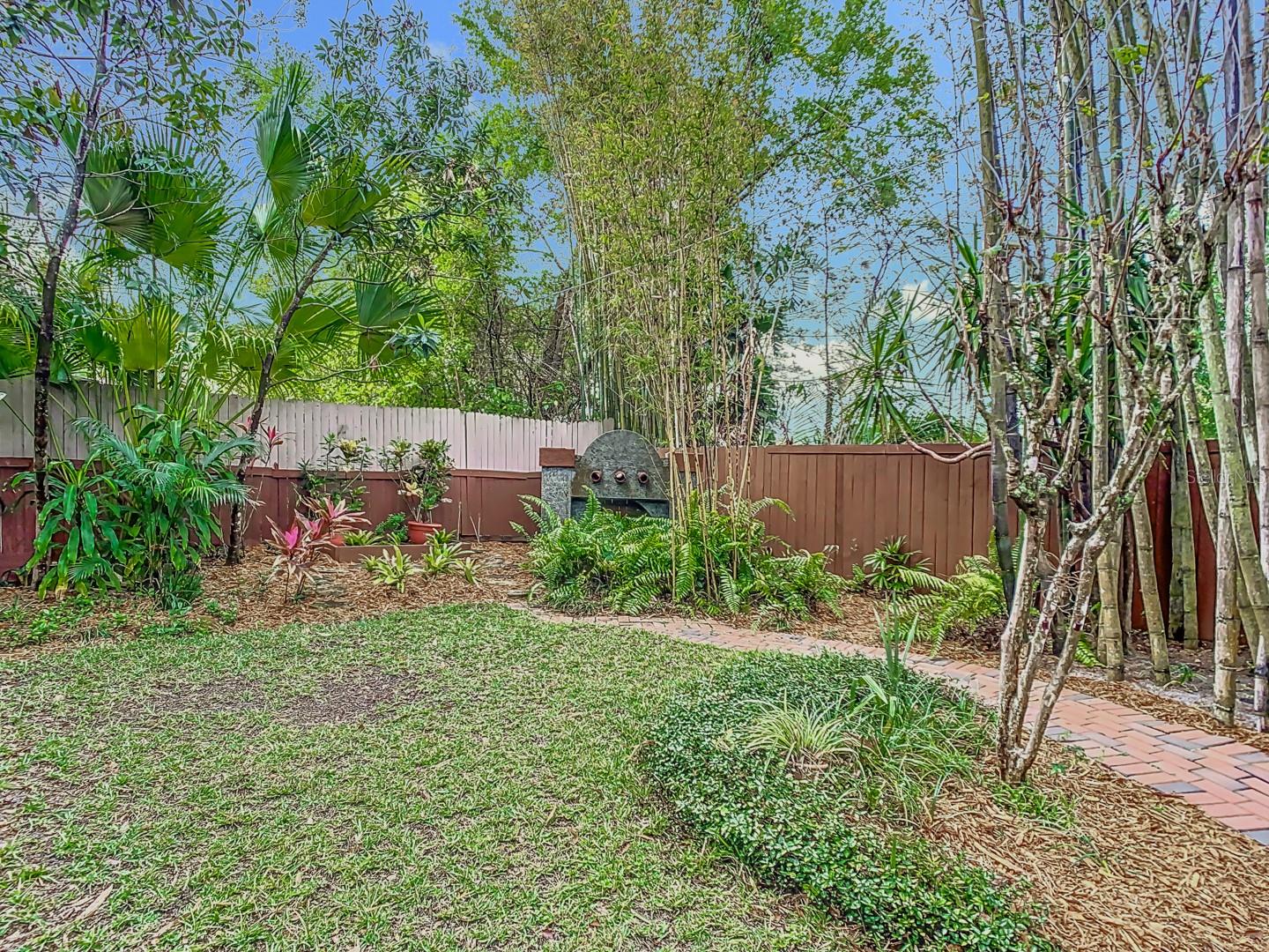 410 SANDSPUR RD N, MAITLAND, FL, 32751