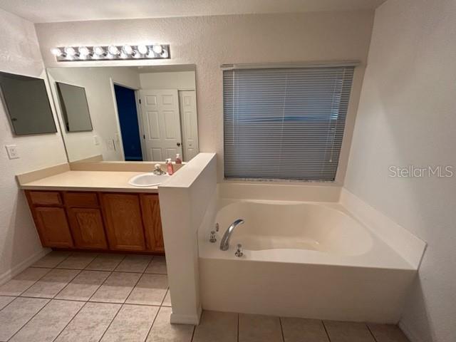 2399 ORACLE LN, NORTH PORT, FL, 34286