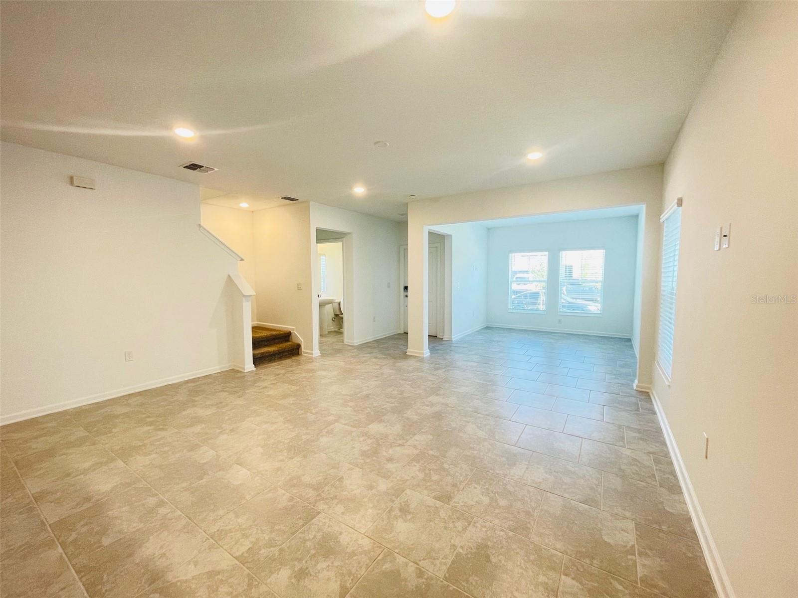 6641 WILLOW VIEW AVE, ORLANDO, FL, 32829