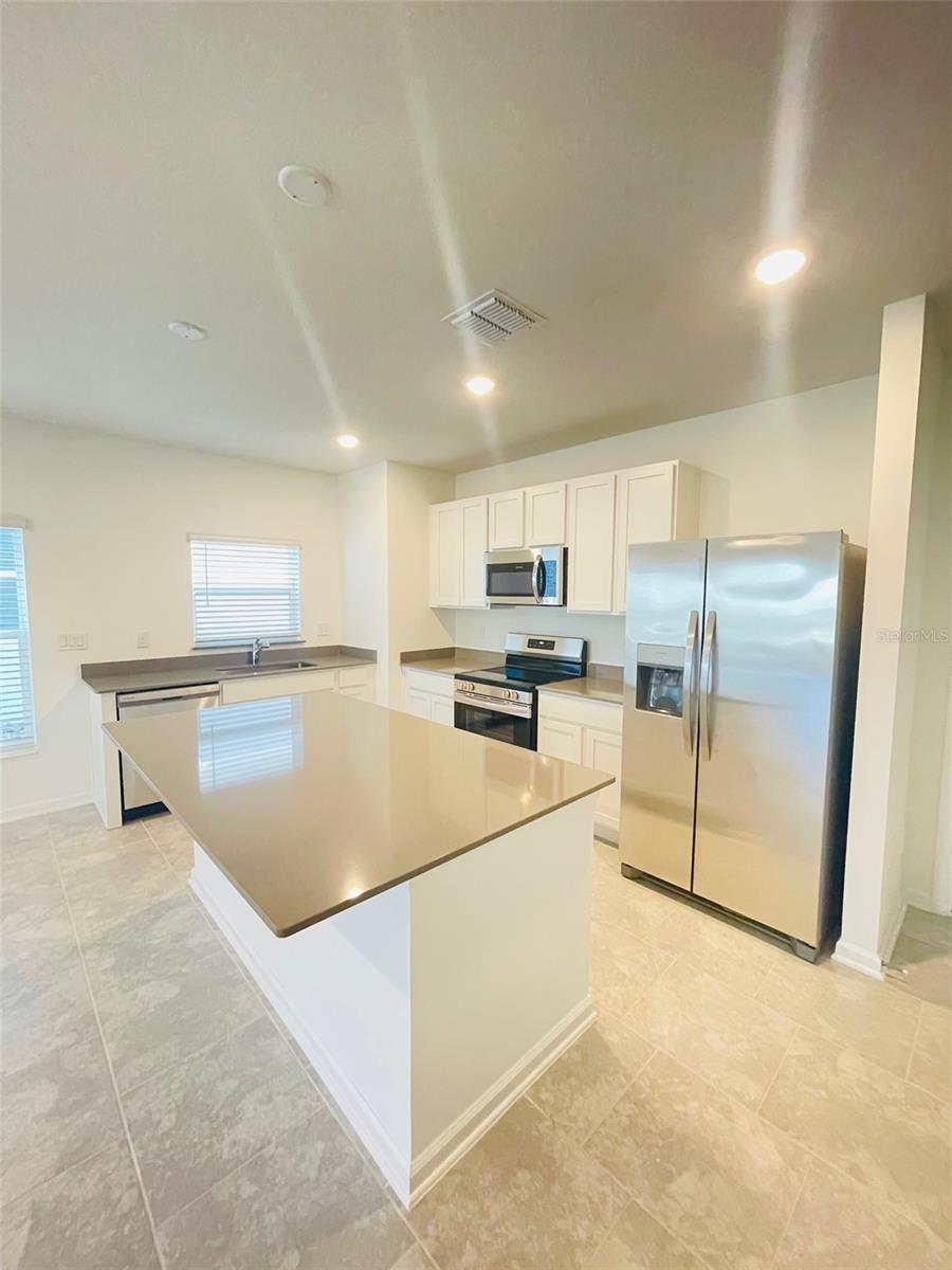 6641 WILLOW VIEW AVE, ORLANDO, FL, 32829