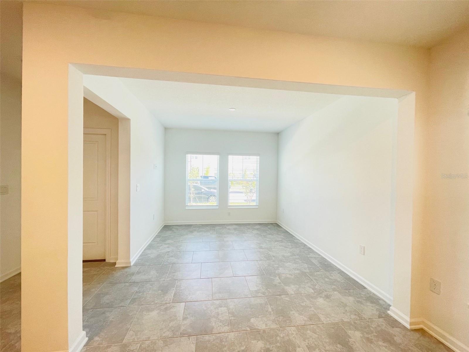 6641 WILLOW VIEW AVE, ORLANDO, FL, 32829