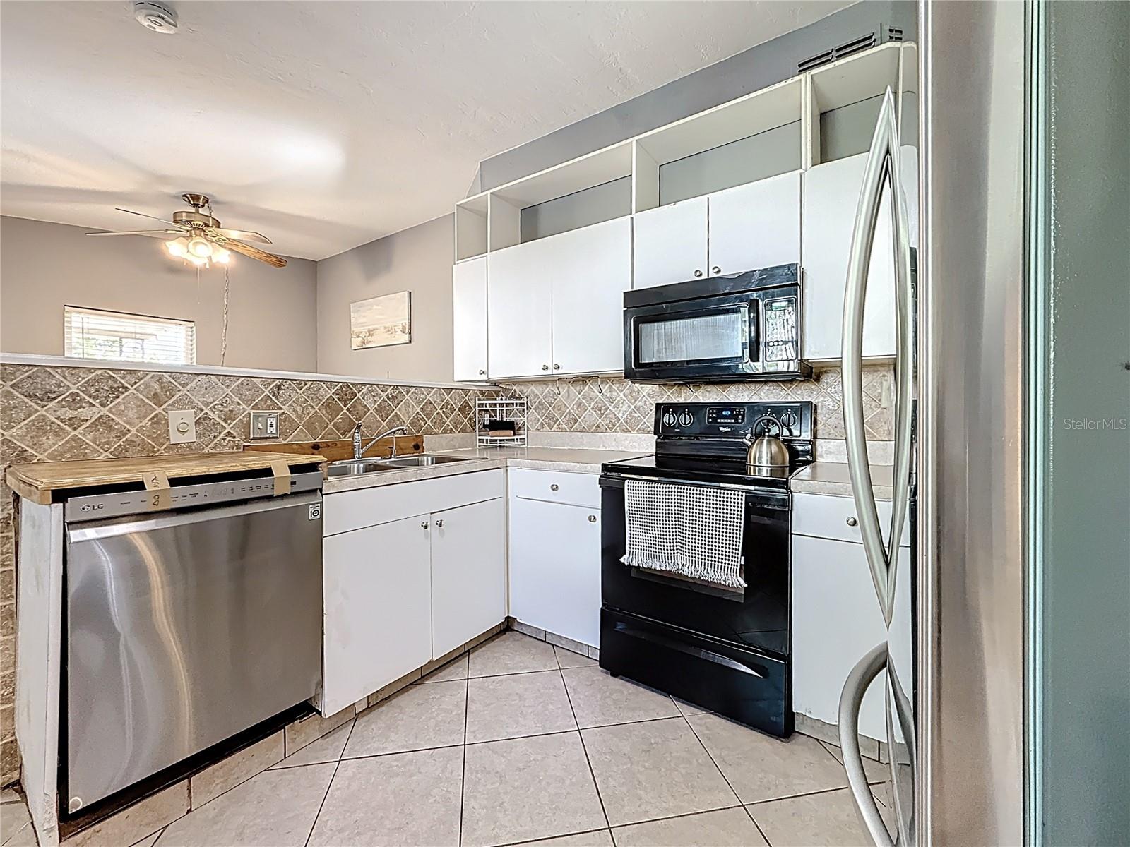 3724 41ST AVE AVE N #N, ST PETERSBURG, FL, 33714