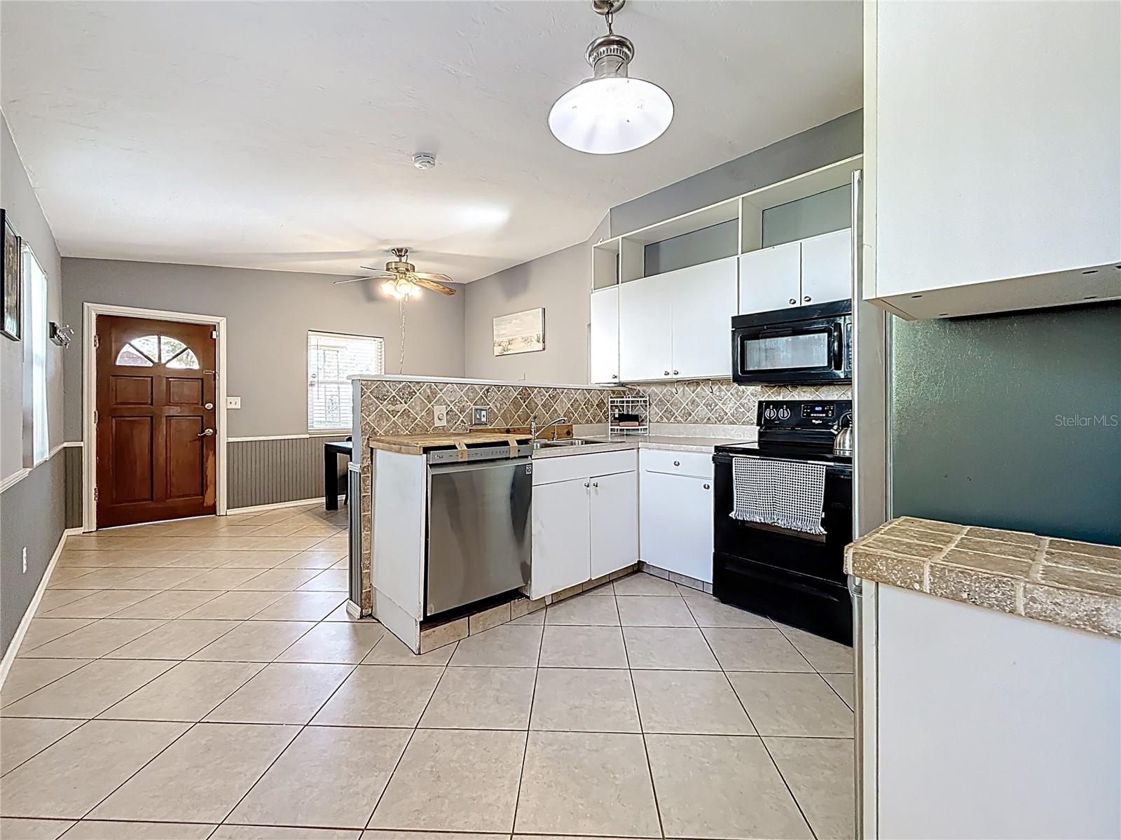 3724 41ST AVE AVE N #N, ST PETERSBURG, FL, 33714