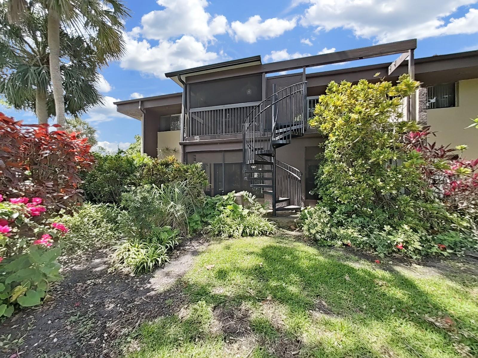 785 S VILLAGE DR N #106, ST PETERSBURG, FL, 33716