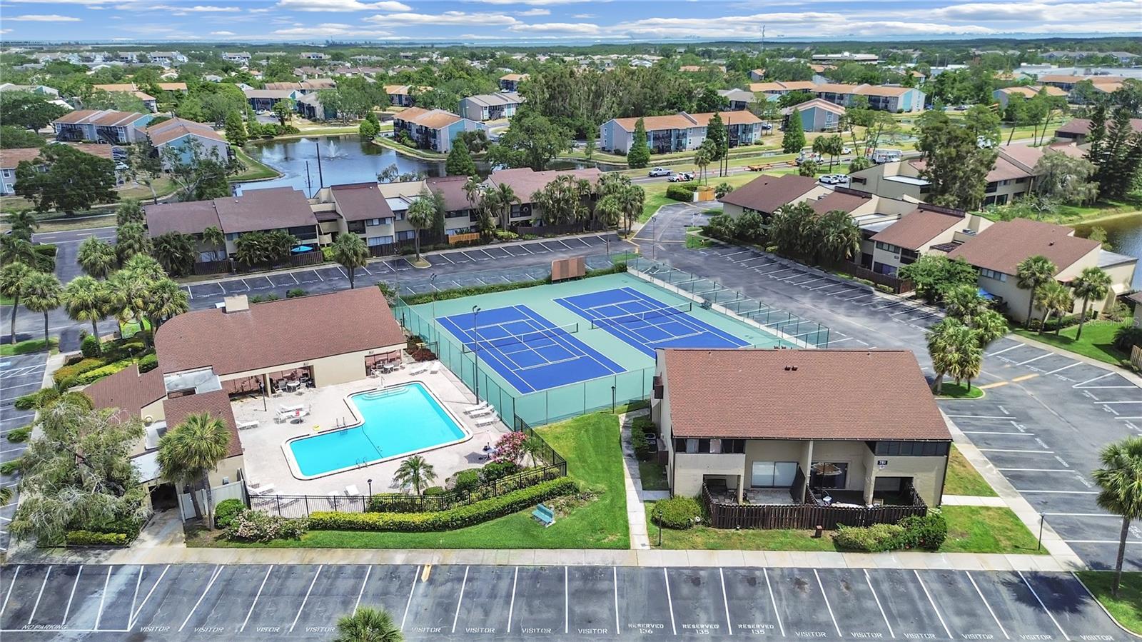 785 S VILLAGE DR N #106, ST PETERSBURG, FL, 33716