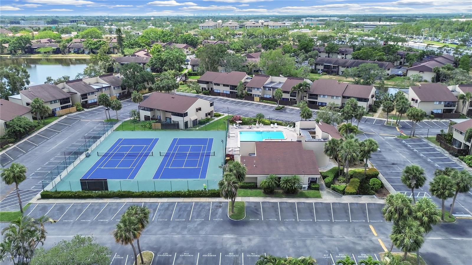 785 S VILLAGE DR N #106, ST PETERSBURG, FL, 33716