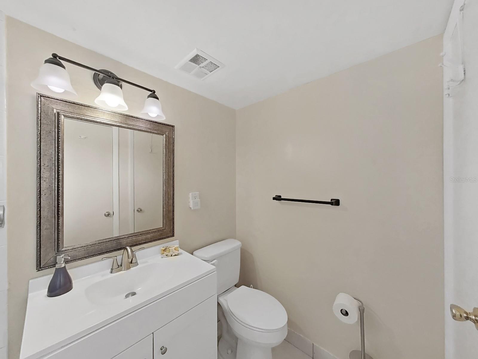 785 S VILLAGE DR N #106, ST PETERSBURG, FL, 33716