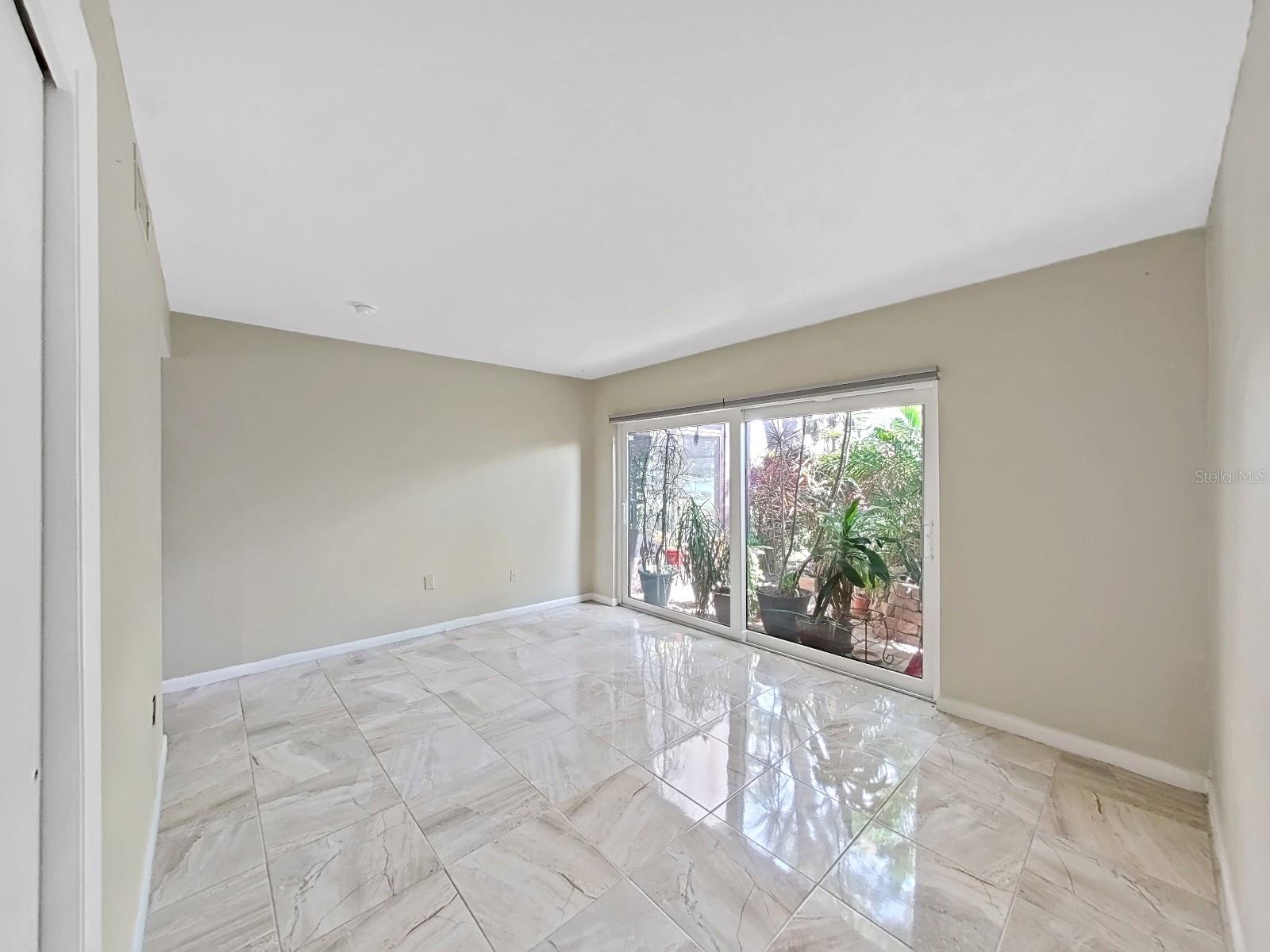 785 S VILLAGE DR N #106, ST PETERSBURG, FL, 33716