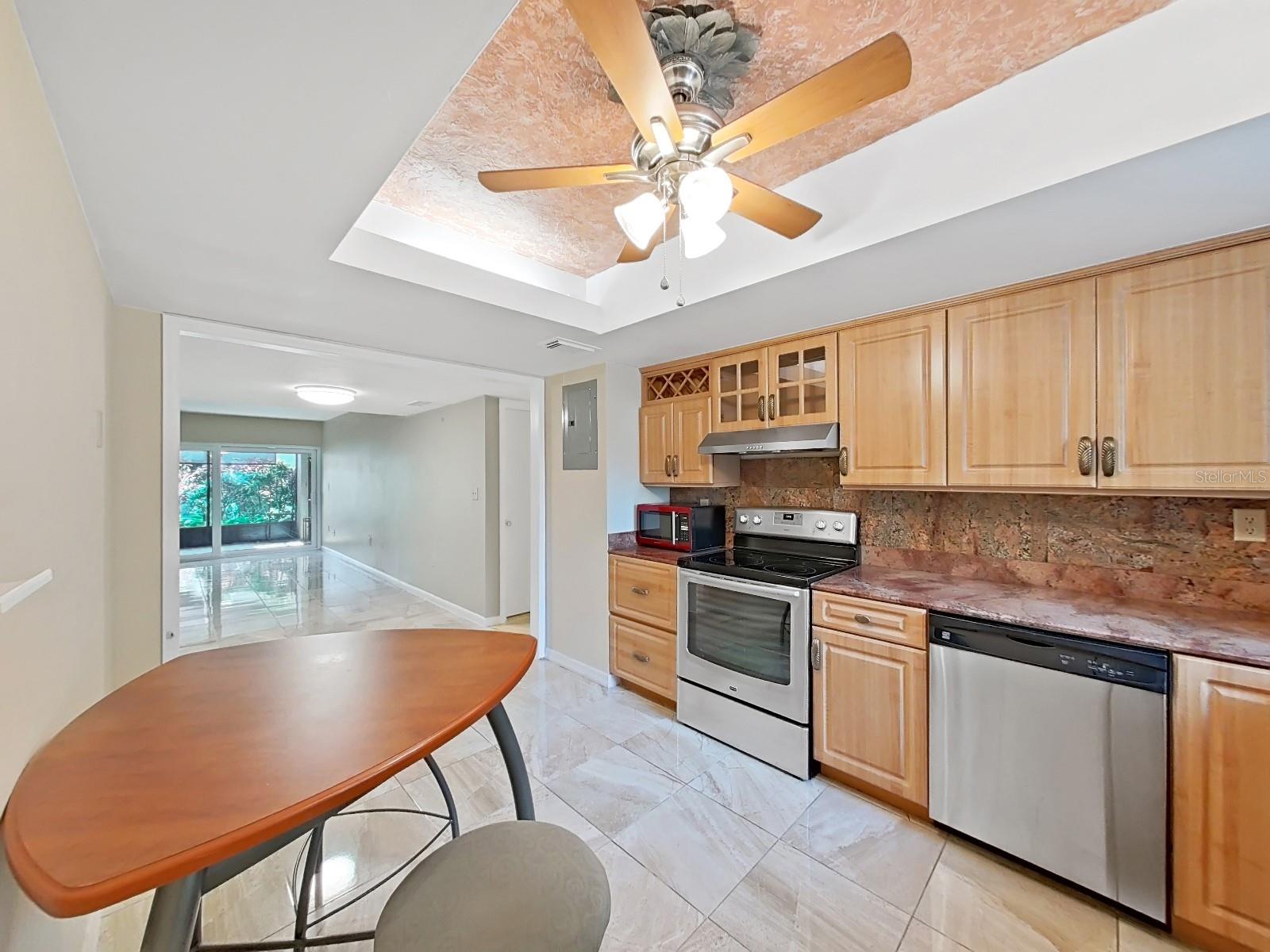 785 S VILLAGE DR N #106, ST PETERSBURG, FL, 33716