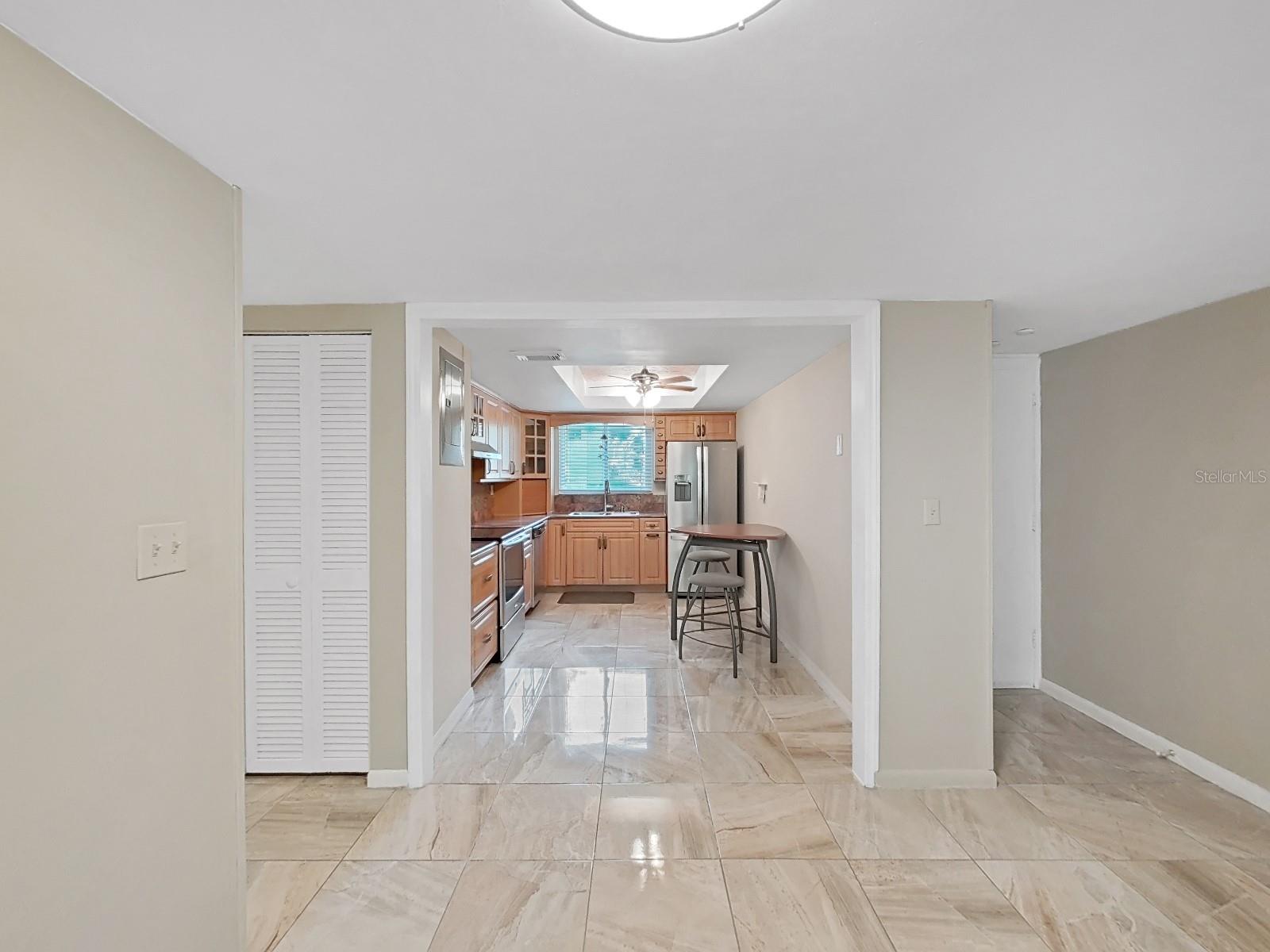 785 S VILLAGE DR N #106, ST PETERSBURG, FL, 33716