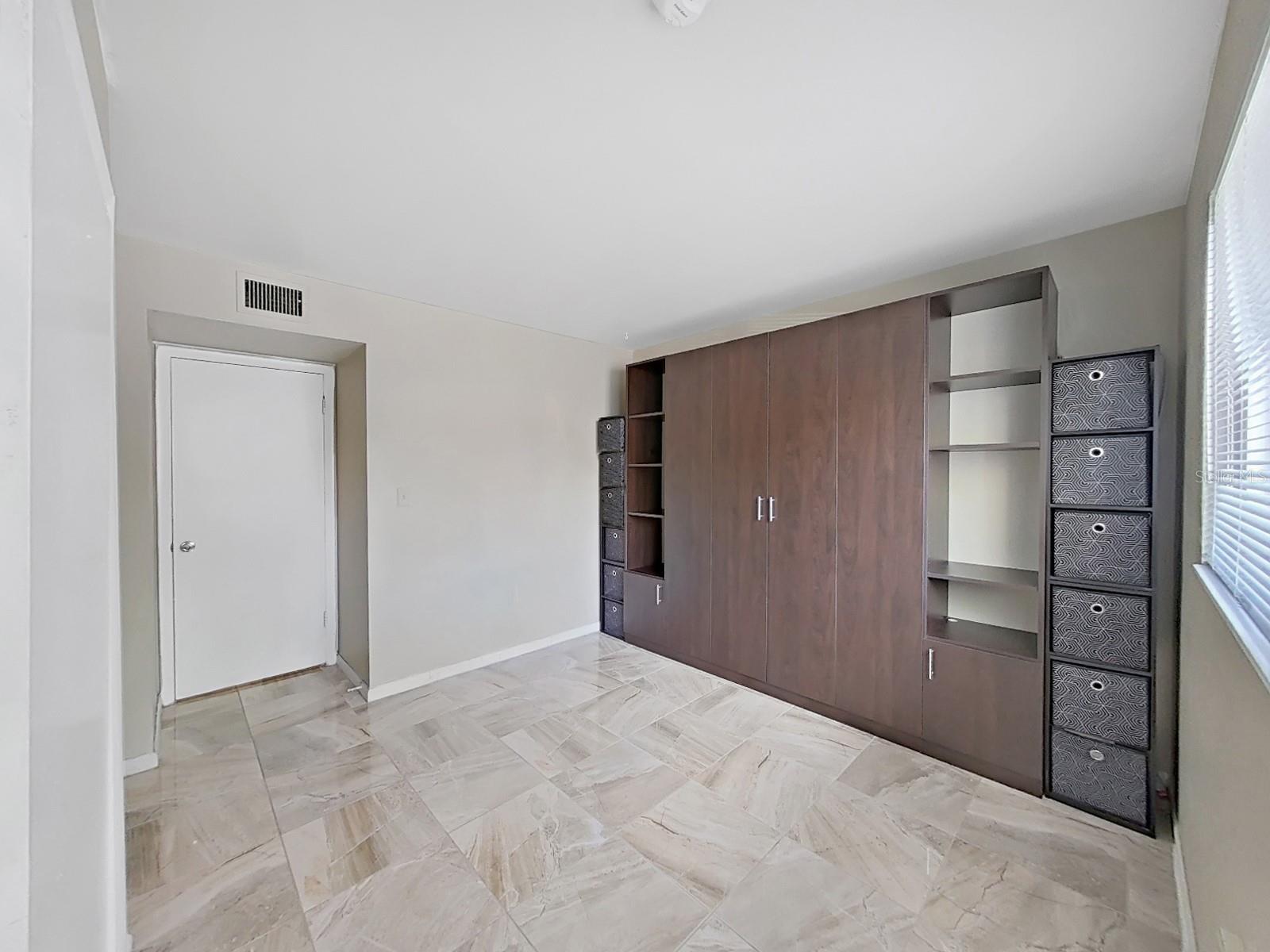 785 S VILLAGE DR N #106, ST PETERSBURG, FL, 33716