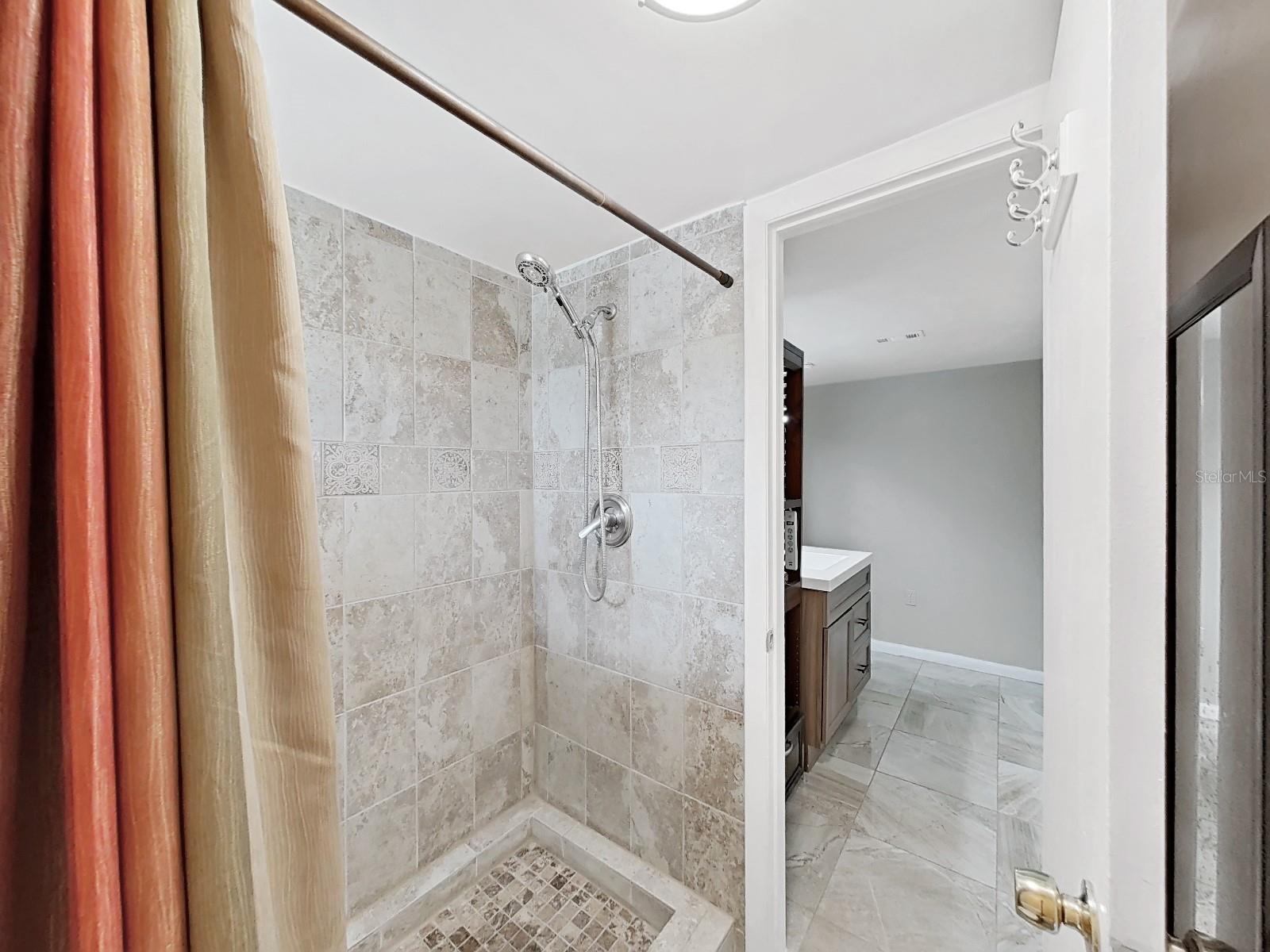 785 S VILLAGE DR N #106, ST PETERSBURG, FL, 33716