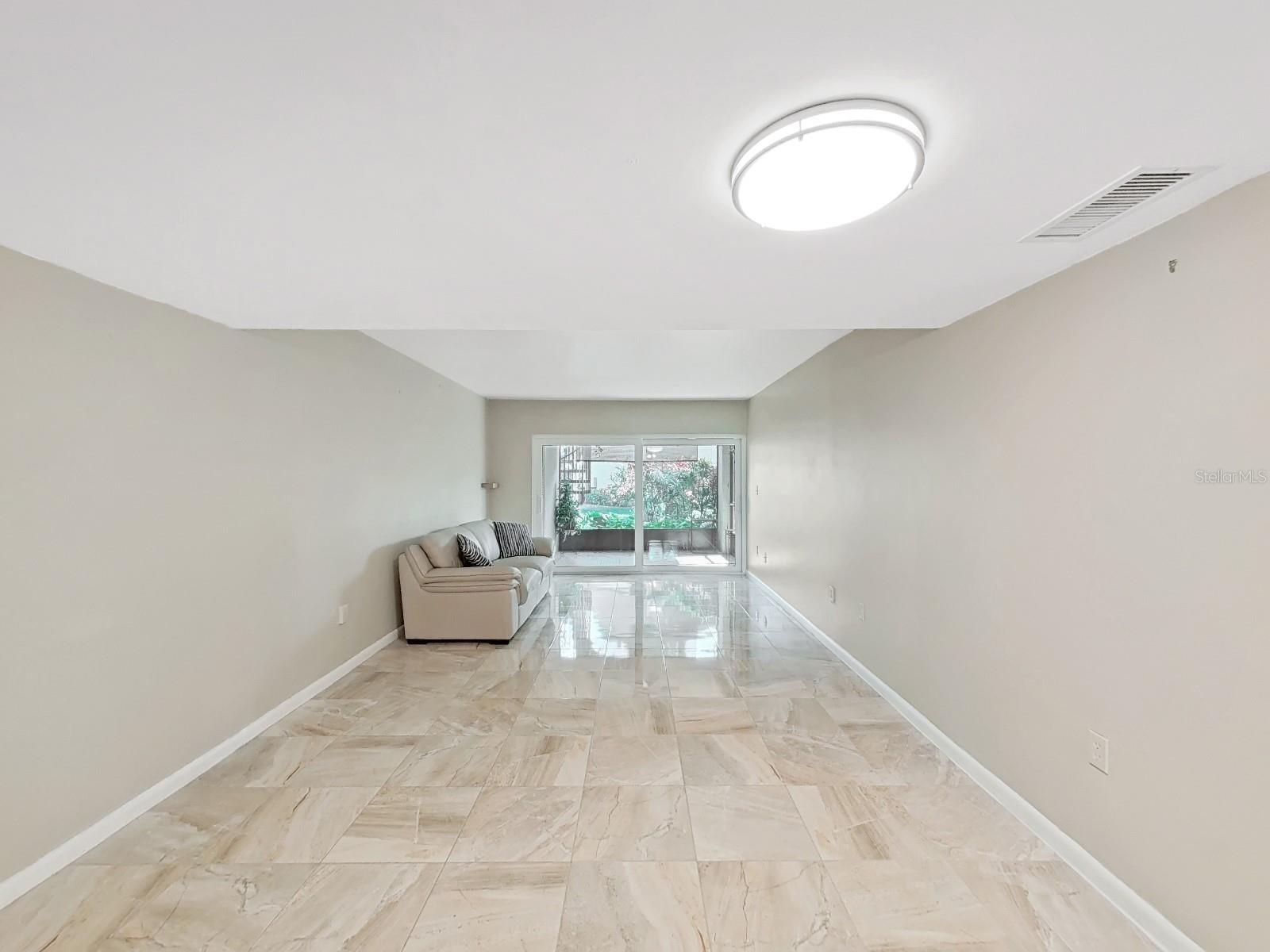 785 S VILLAGE DR N #106, ST PETERSBURG, FL, 33716