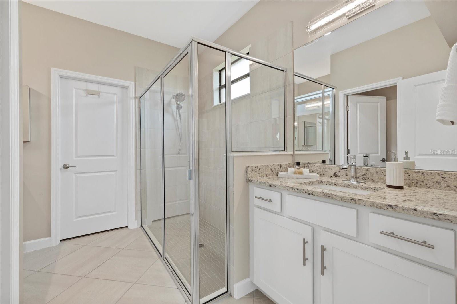 16016 SUNNY DAY DR, BRADENTON, FL, 34211