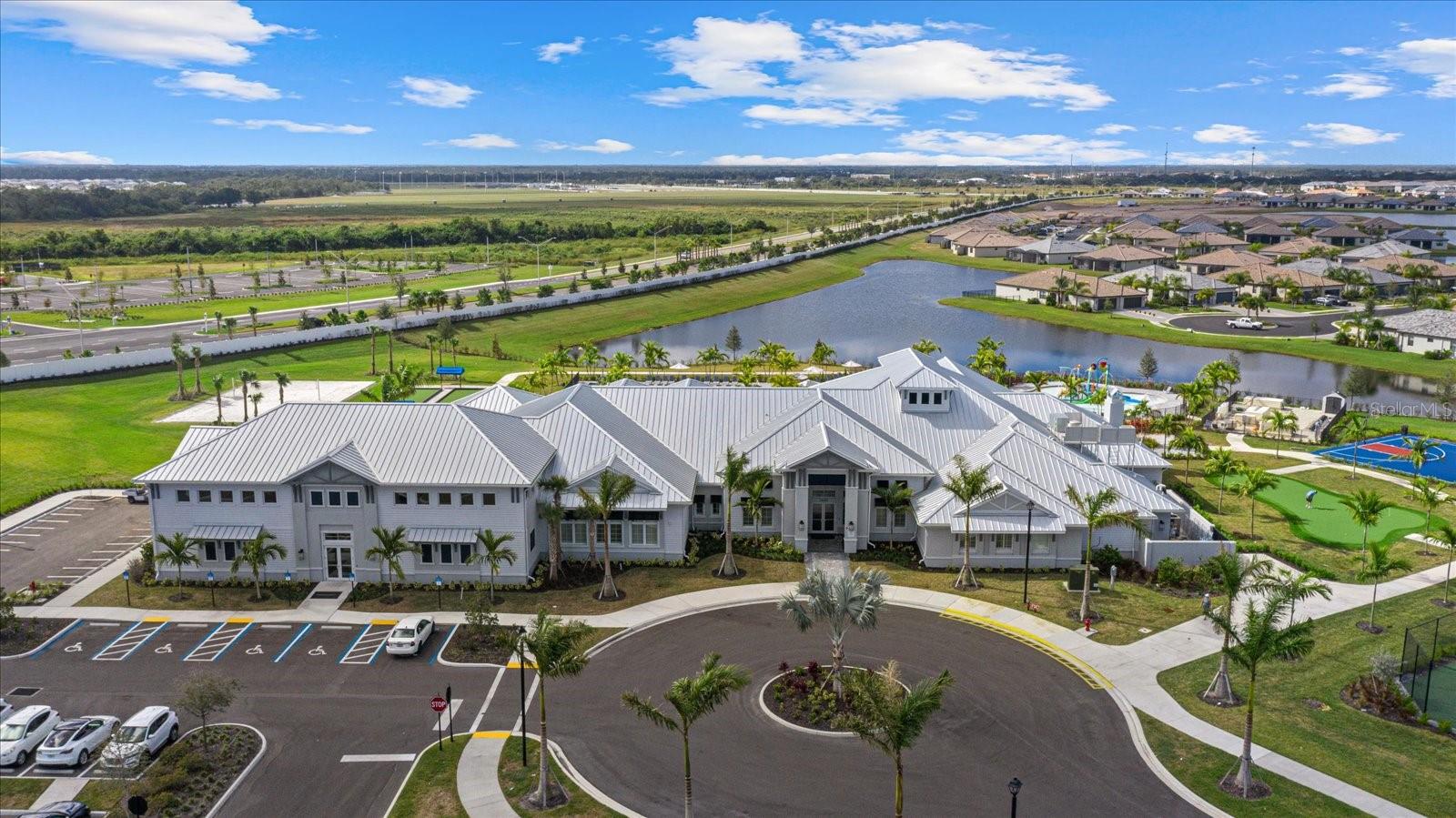 16016 SUNNY DAY DR, BRADENTON, FL, 34211