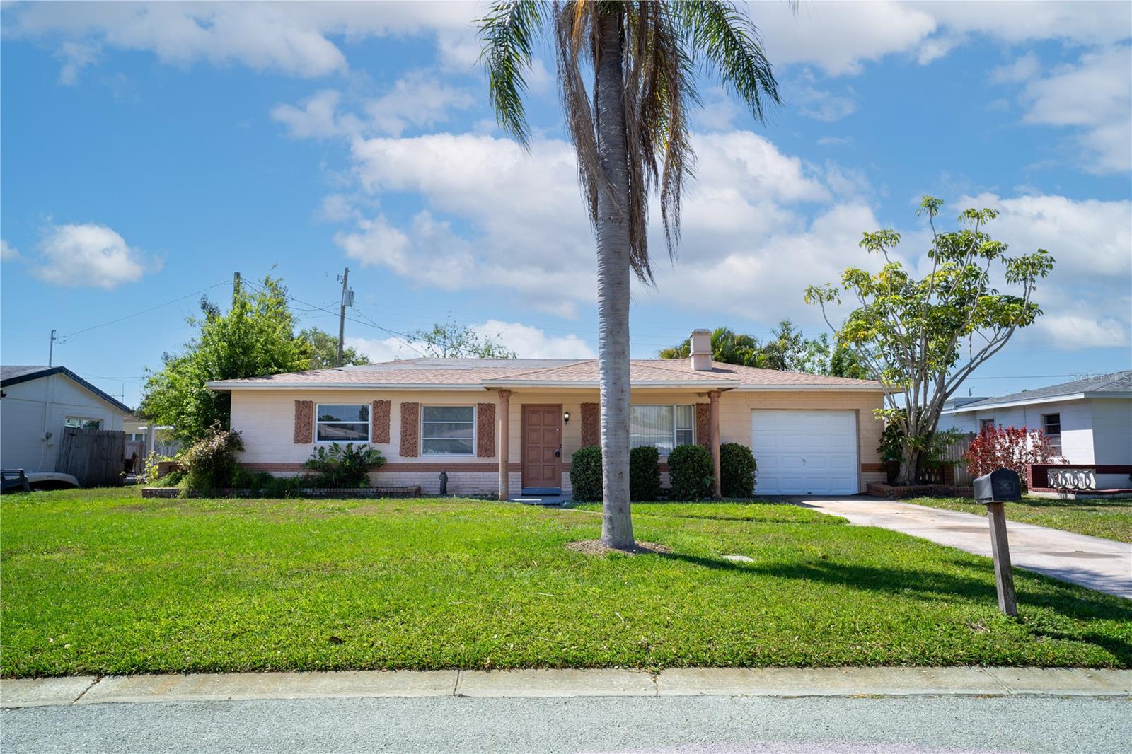 6084 51ST AVE N, KENNETH CITY, FL, 33709