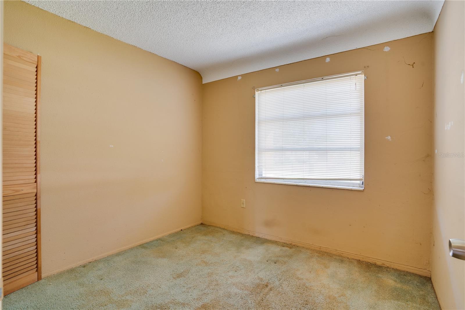 6084 51ST AVE N, KENNETH CITY, FL, 33709