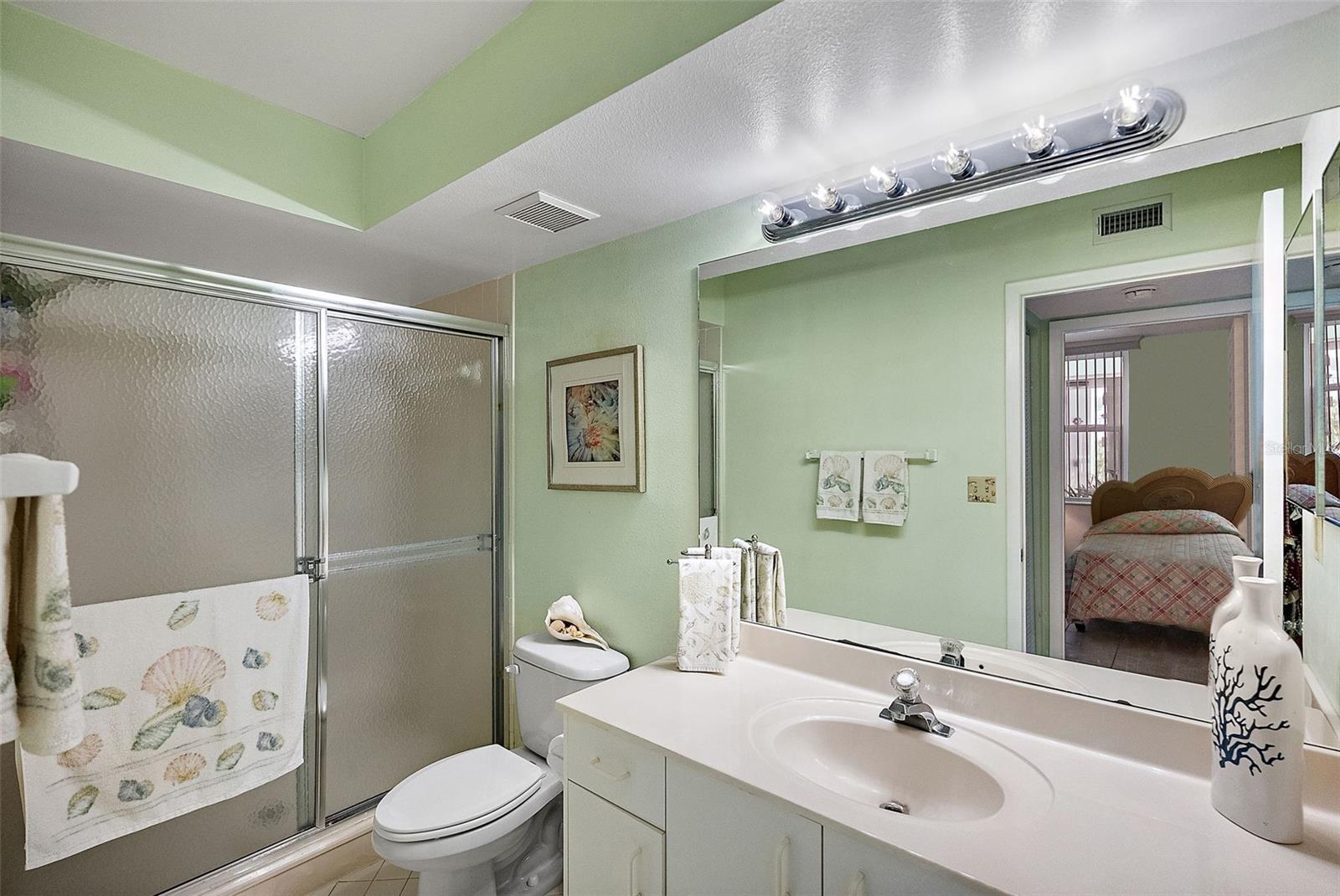 6021 BAHIA DEL MAR CIR #137, ST PETERSBURG, FL, 33715