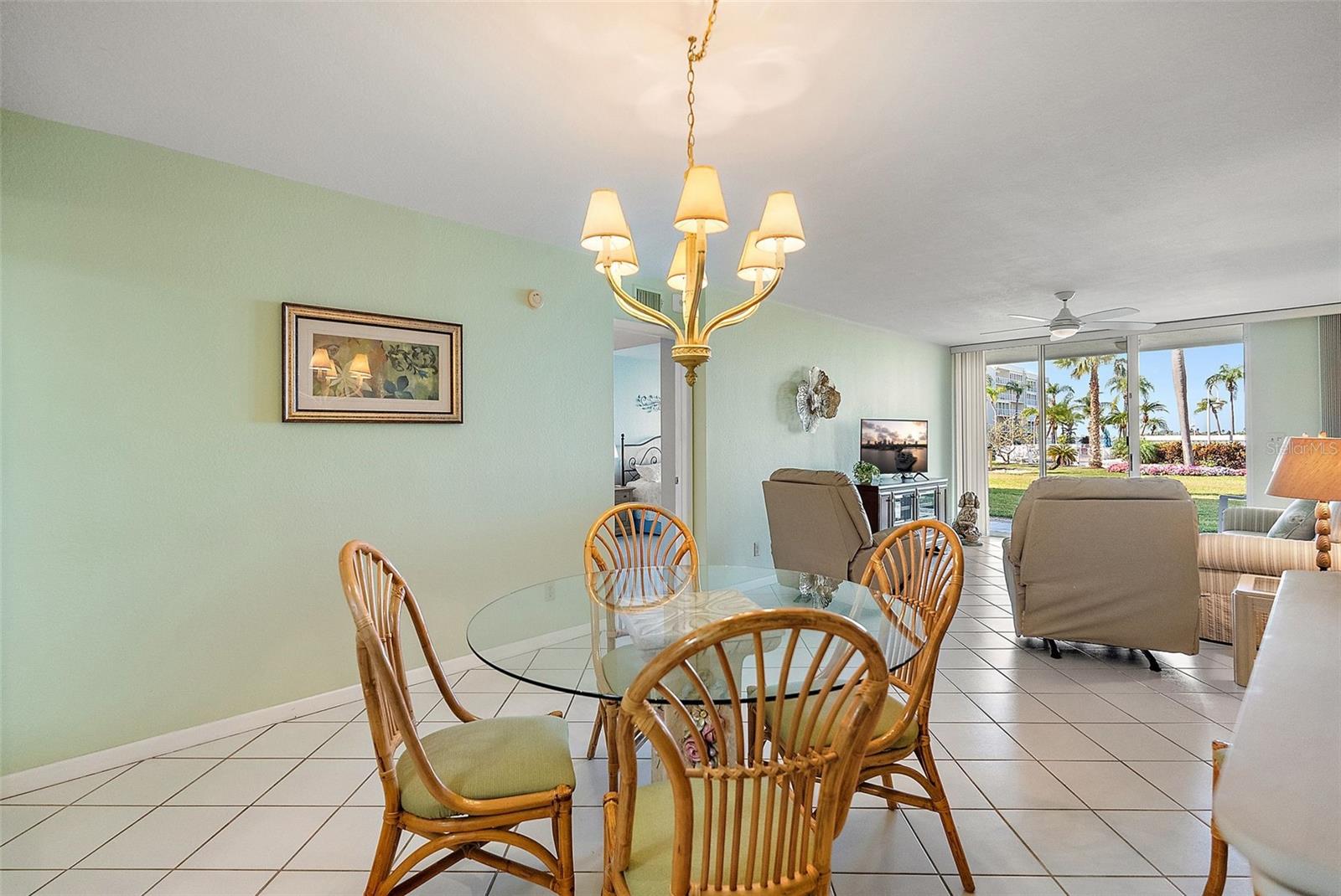 6021 BAHIA DEL MAR CIR #137, ST PETERSBURG, FL, 33715