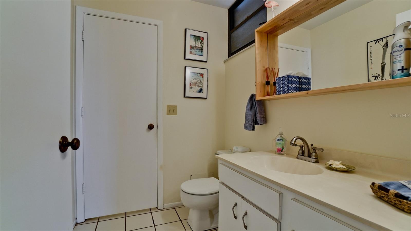 631 WOODLAWN DR, BRADENTON, FL, 34210