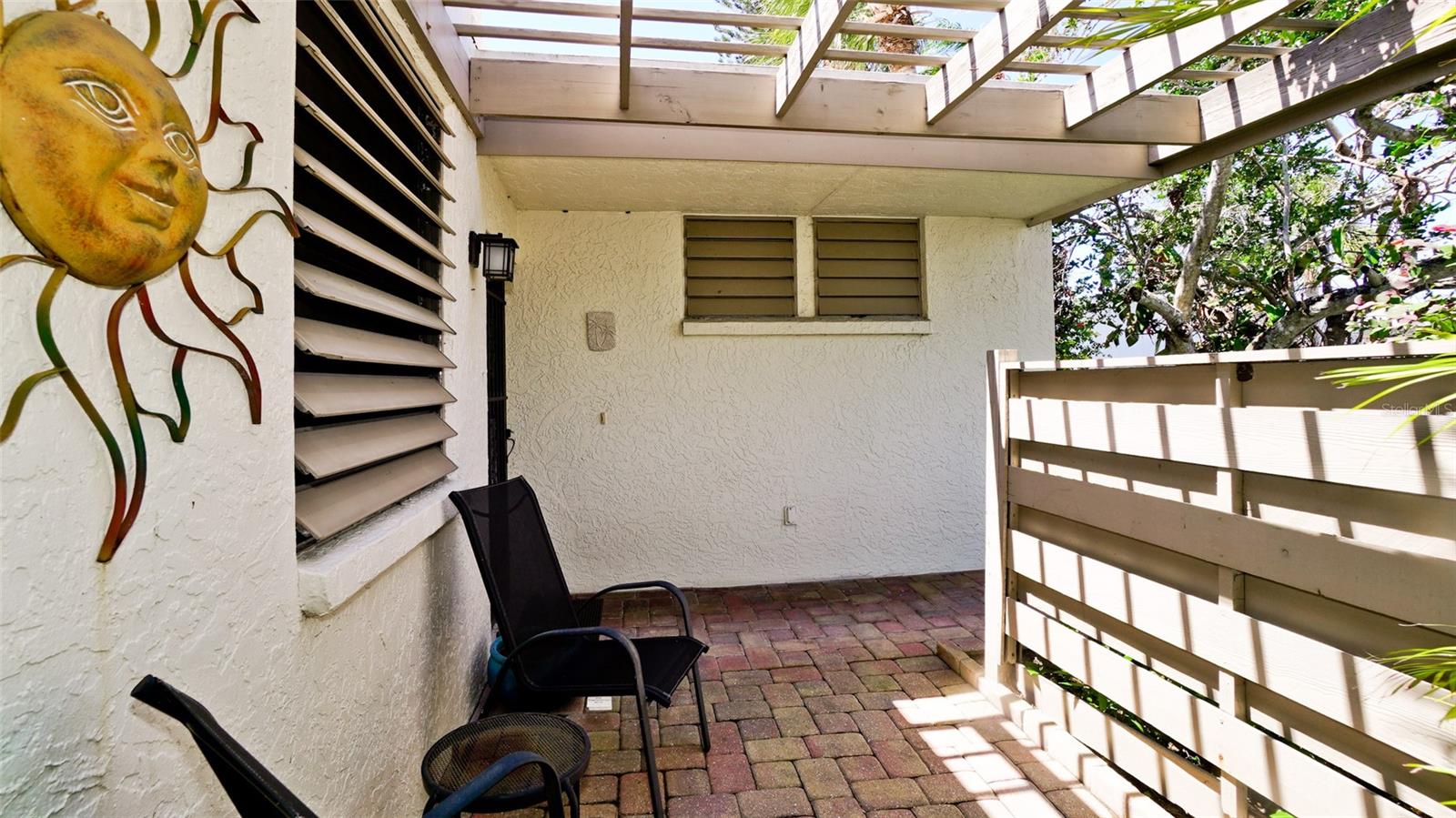 631 WOODLAWN DR, BRADENTON, FL, 34210