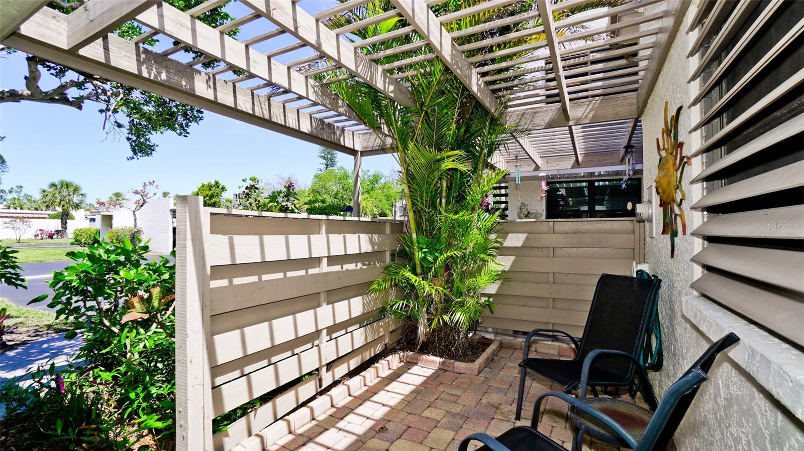 631 WOODLAWN DR, BRADENTON, FL, 34210
