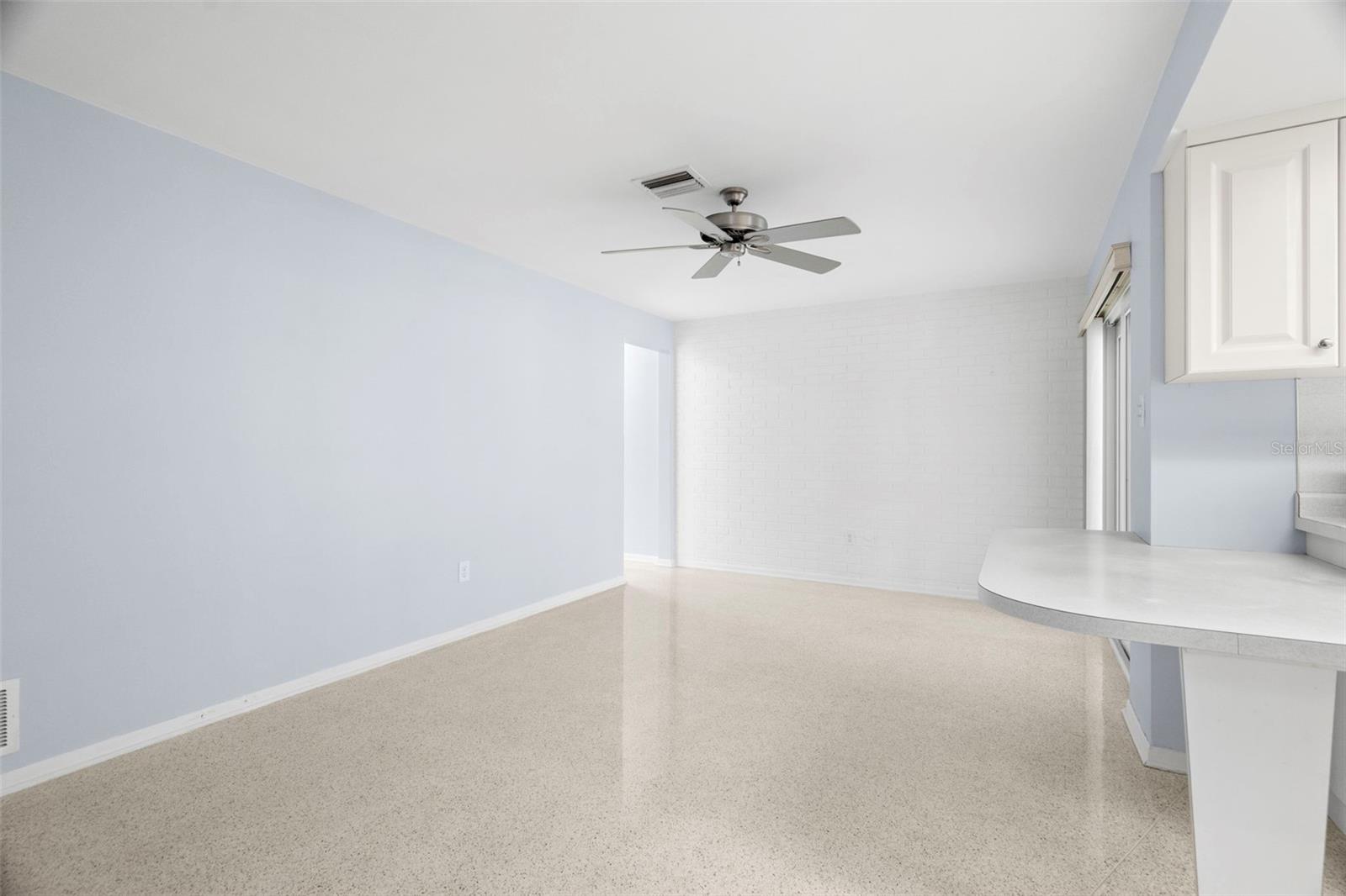 1305 WHISPERING PINES DR, CLEARWATER, FL, 33764