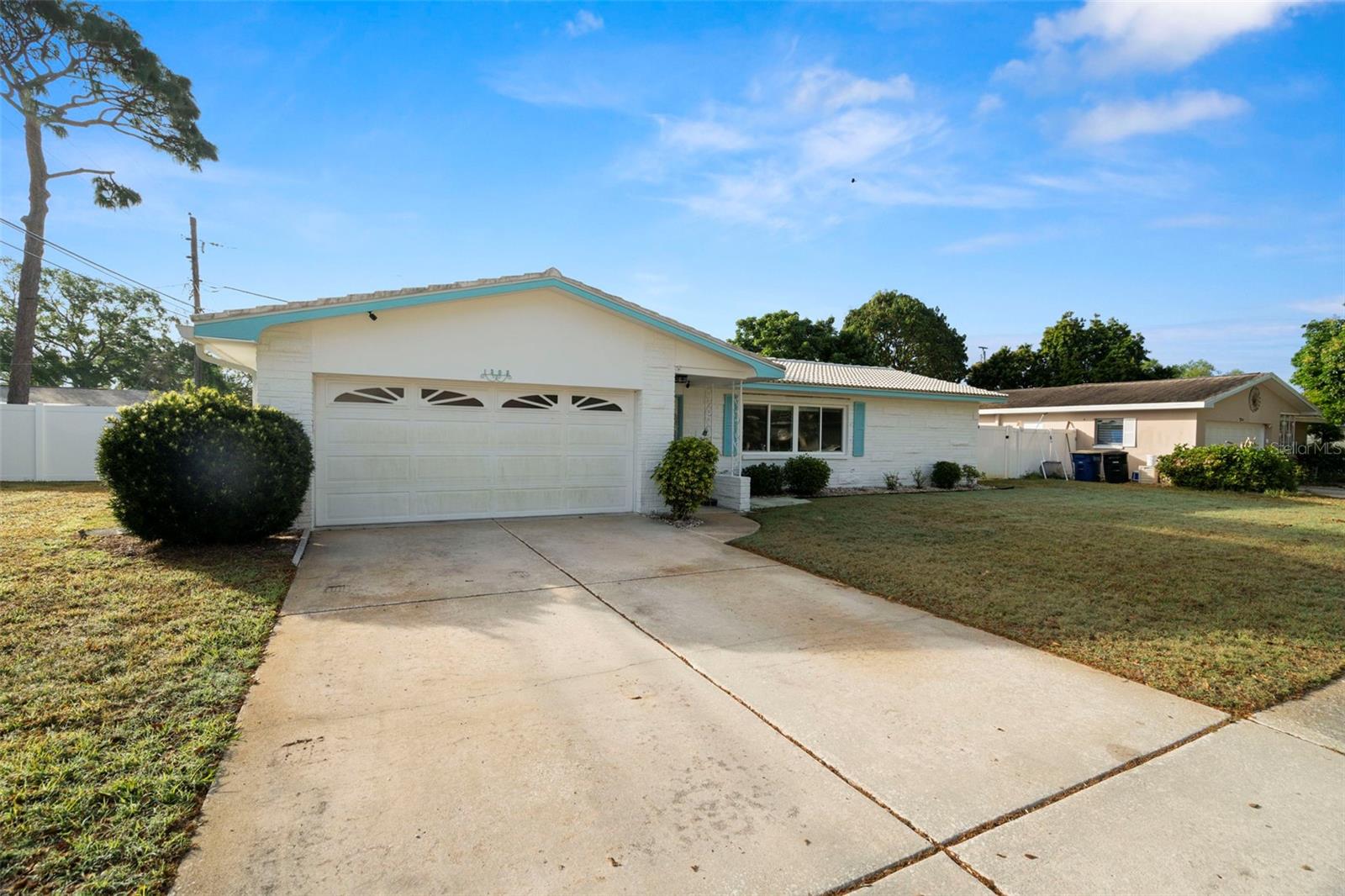 1305 WHISPERING PINES DR, CLEARWATER, FL, 33764