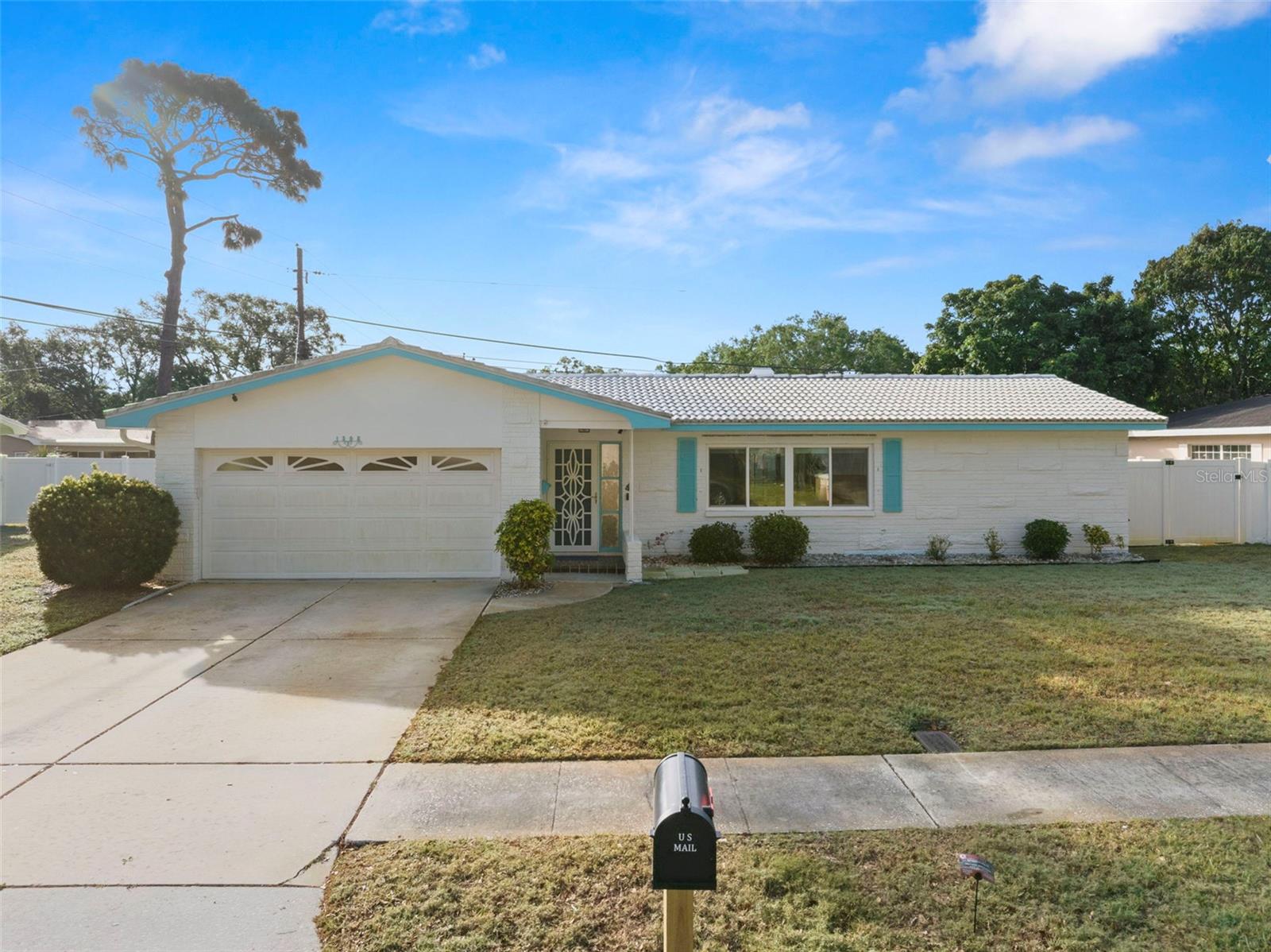 1305 WHISPERING PINES DR, CLEARWATER, FL, 33764