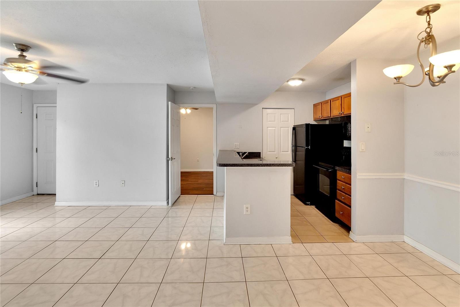 209 LAKE BROOK CIR #104, BRANDON, FL, 33511