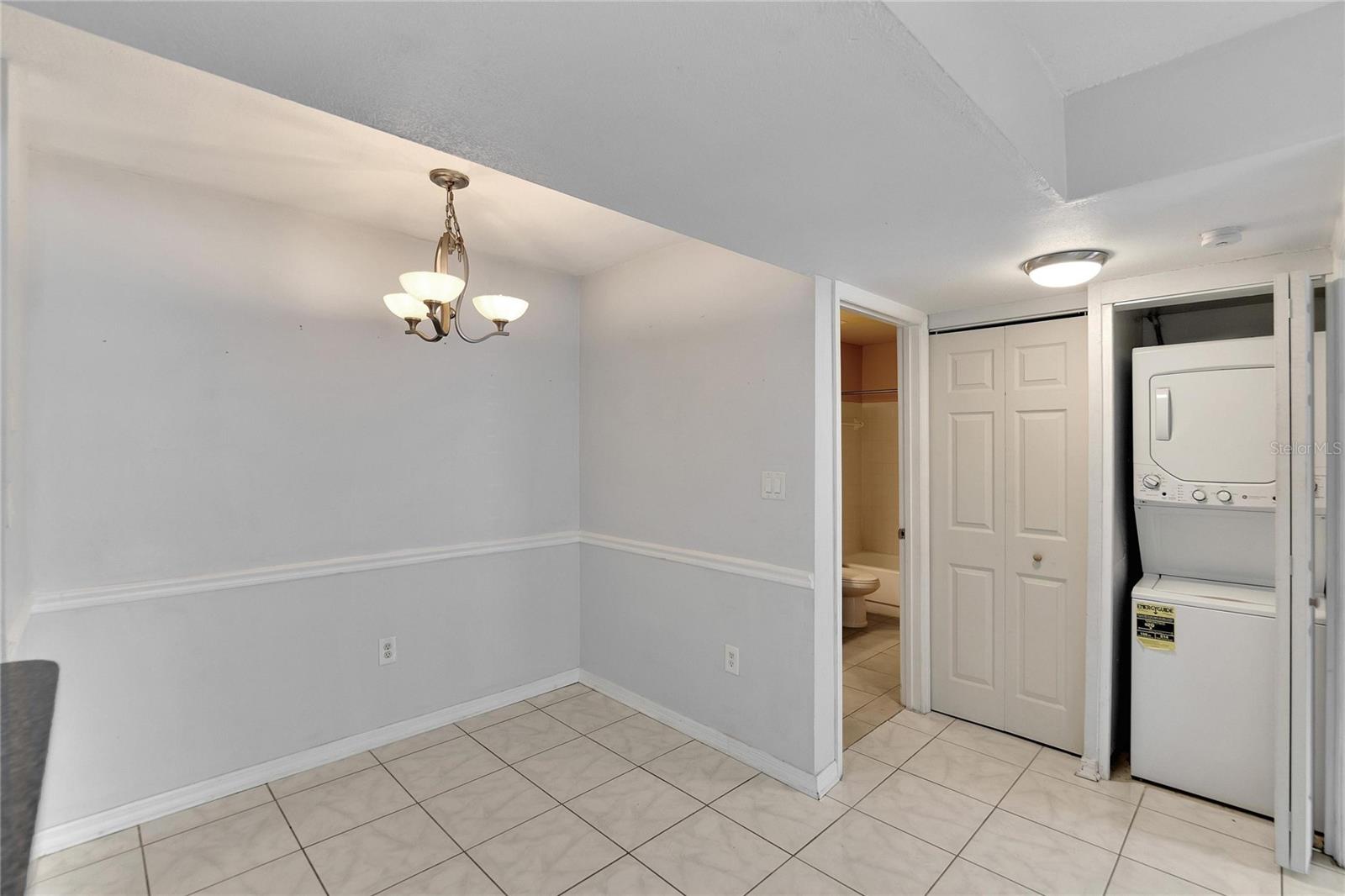 209 LAKE BROOK CIR #104, BRANDON, FL, 33511