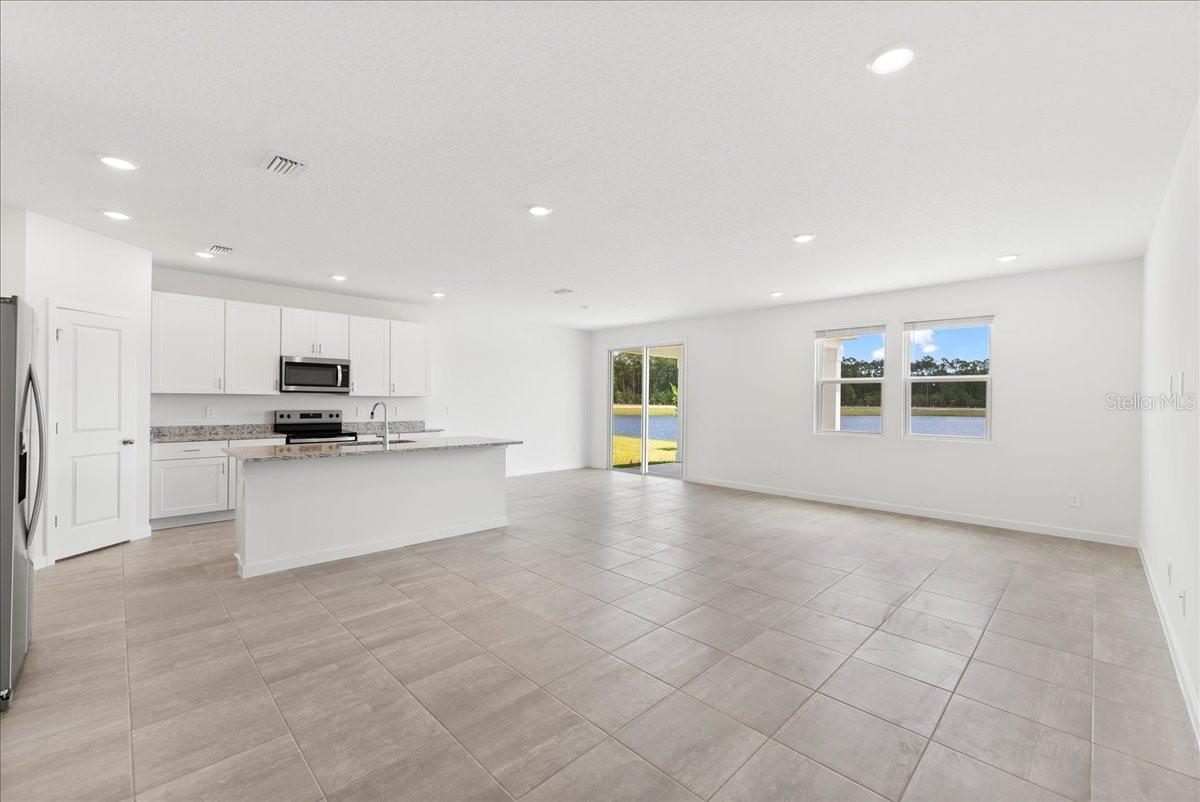 14 WANDERING CREEK WAY, PALM COAST, FL, 32164