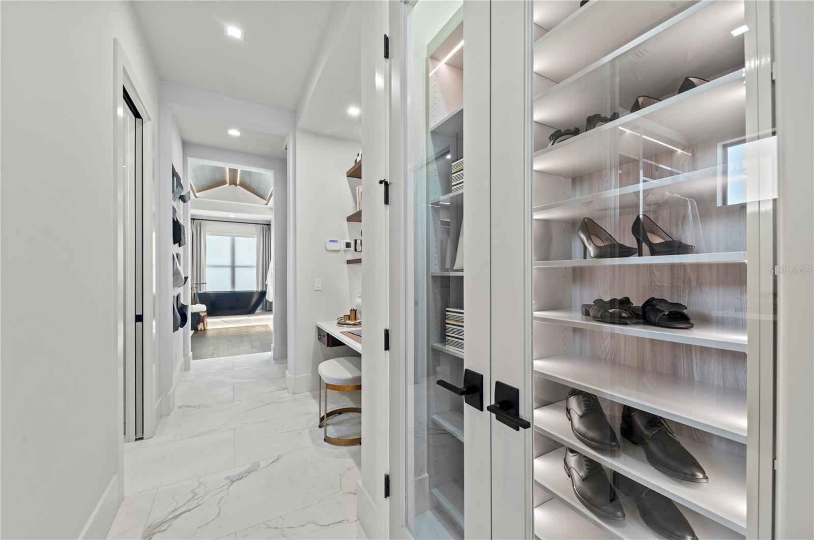 A4646528 Property Photo