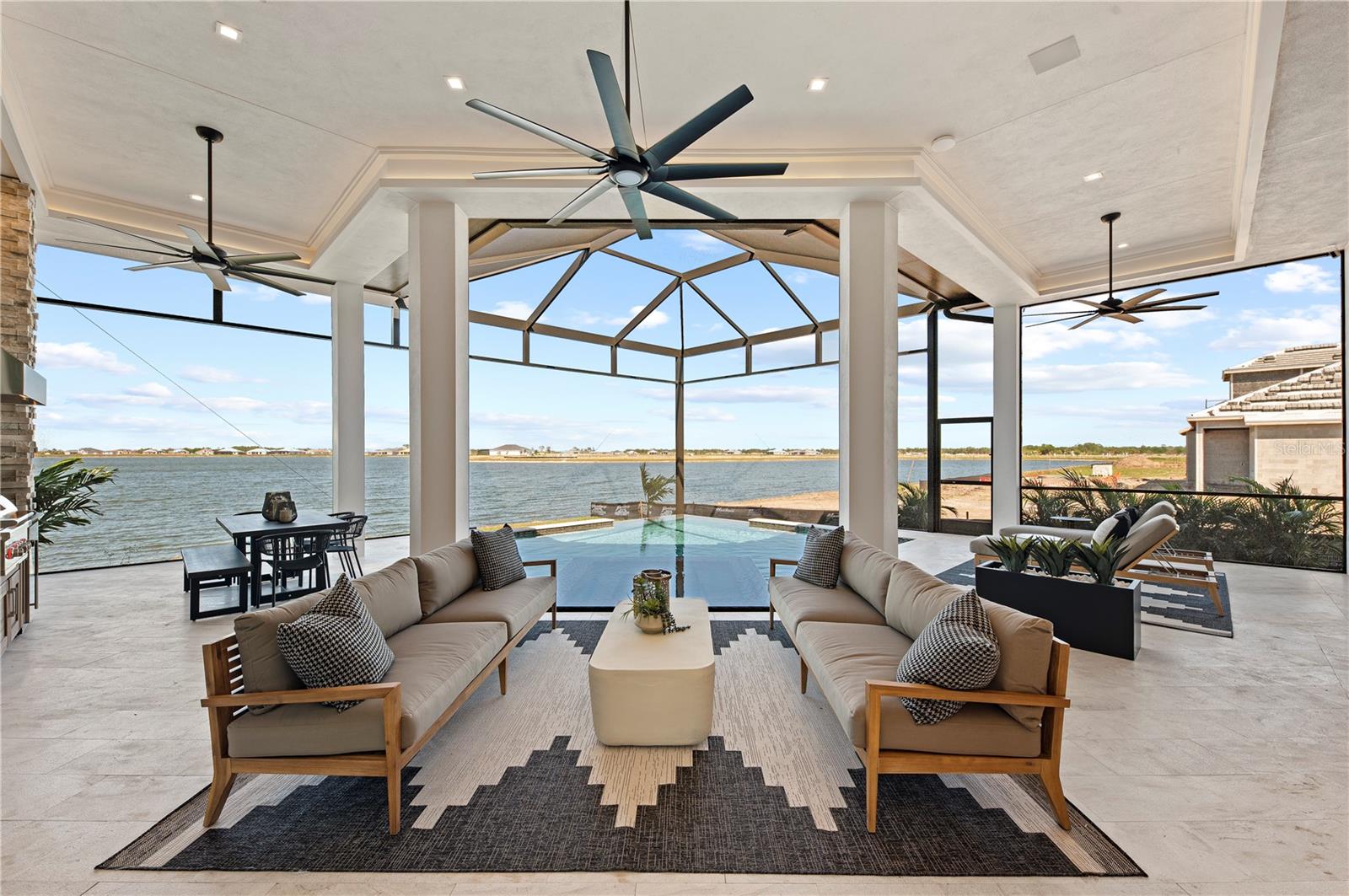 A4646528 Property Photo