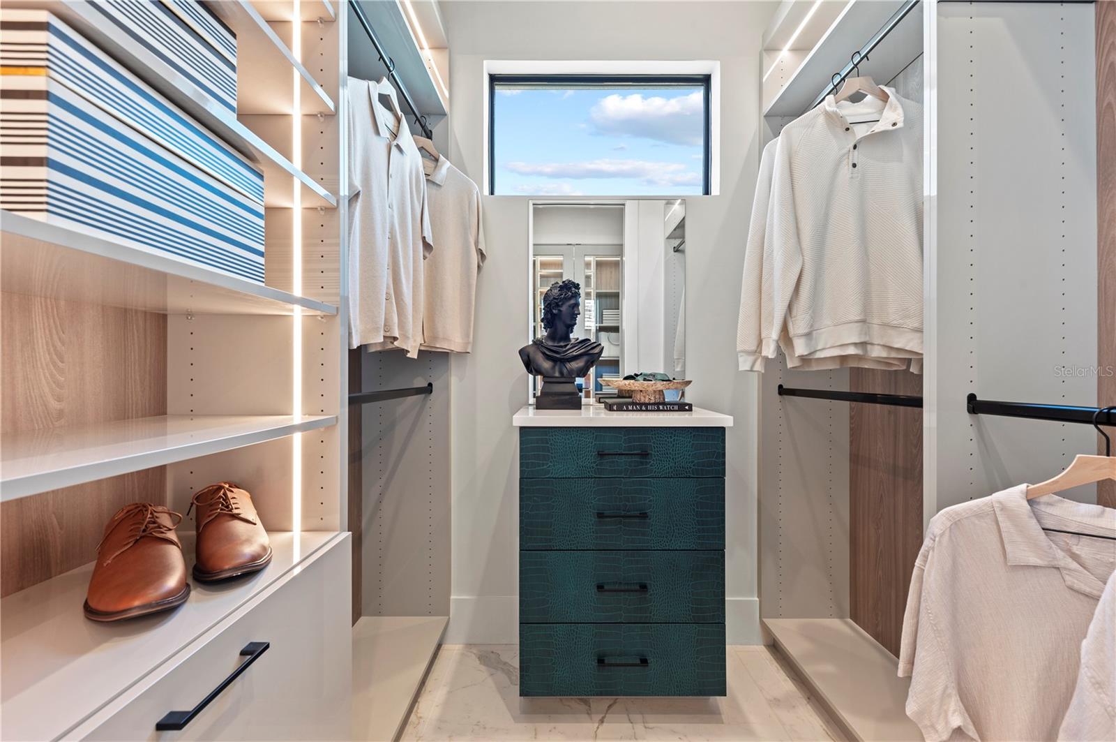 A4646528 Property Photo