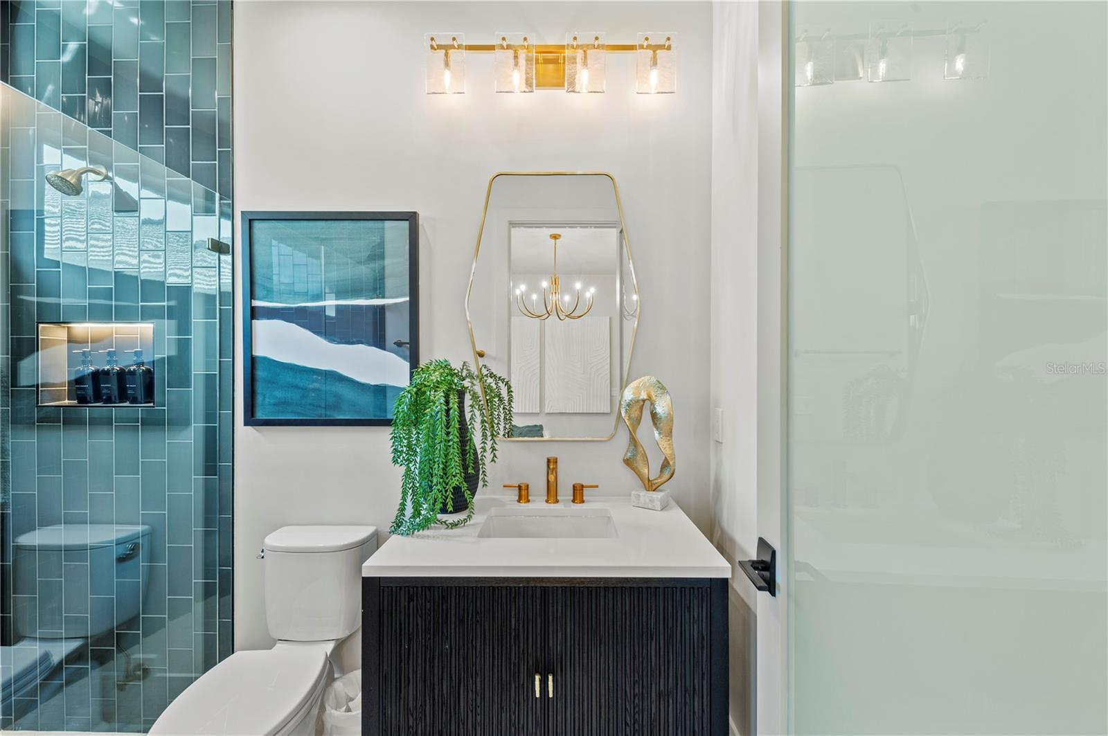 A4646528 Property Photo