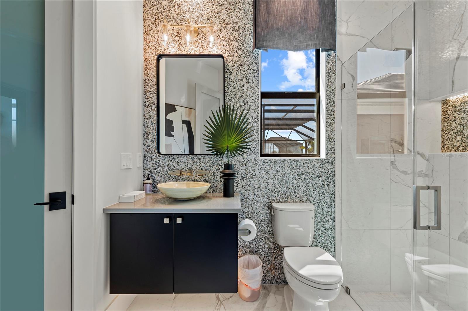 A4646528 Property Photo