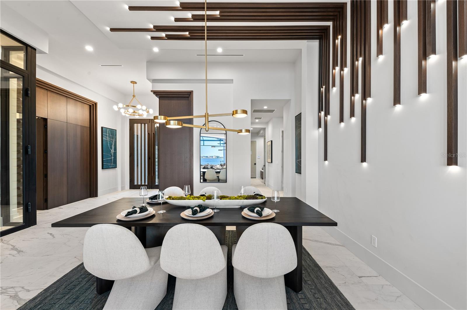 A4646528 Property Photo