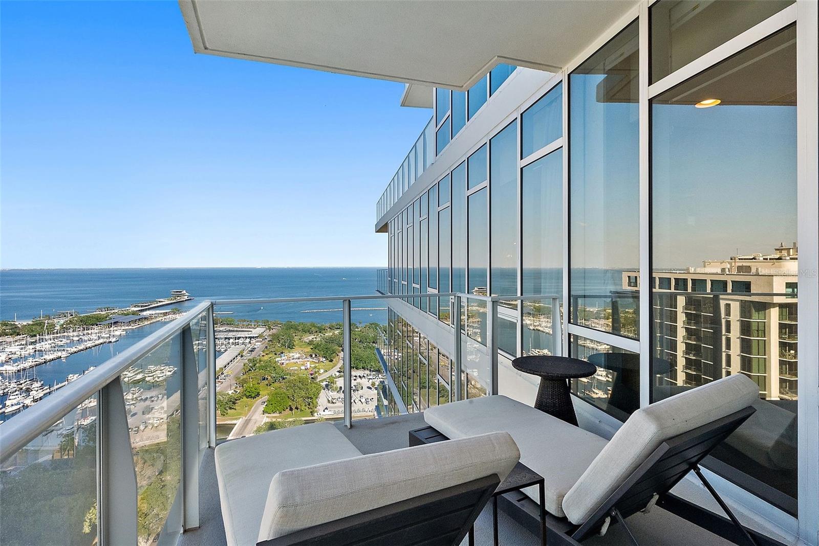 175 1ST ST S #3008, ST PETERSBURG, FL, 33701