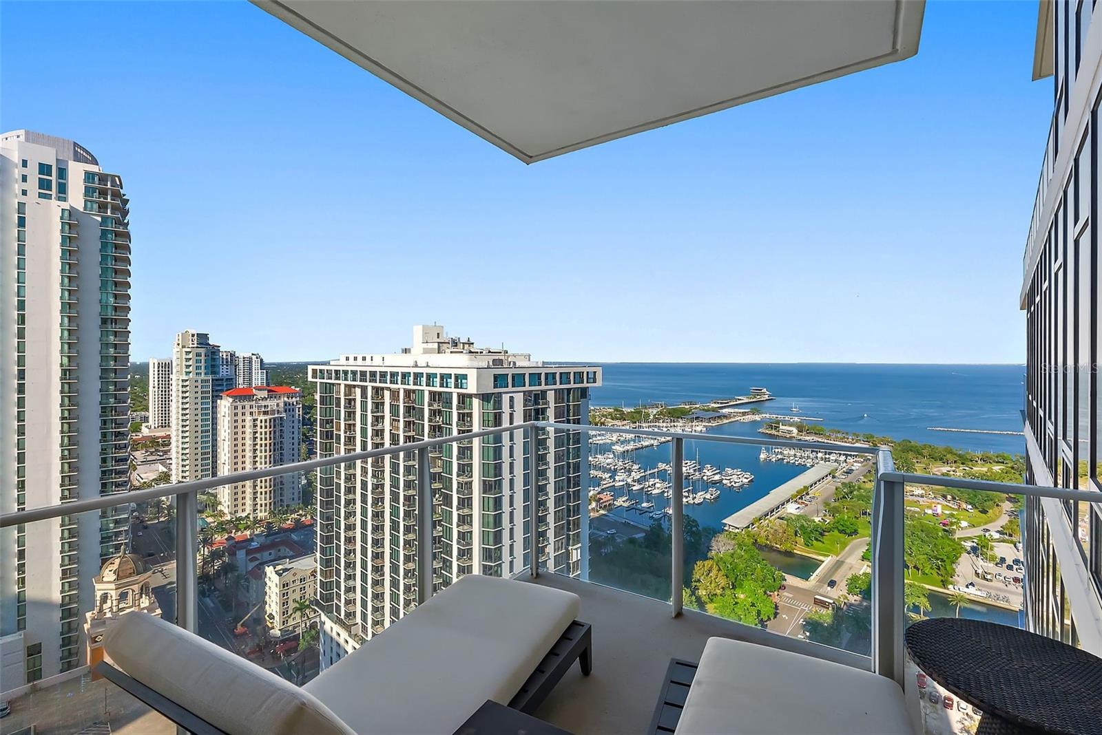 175 1ST ST S #3008, ST PETERSBURG, FL, 33701