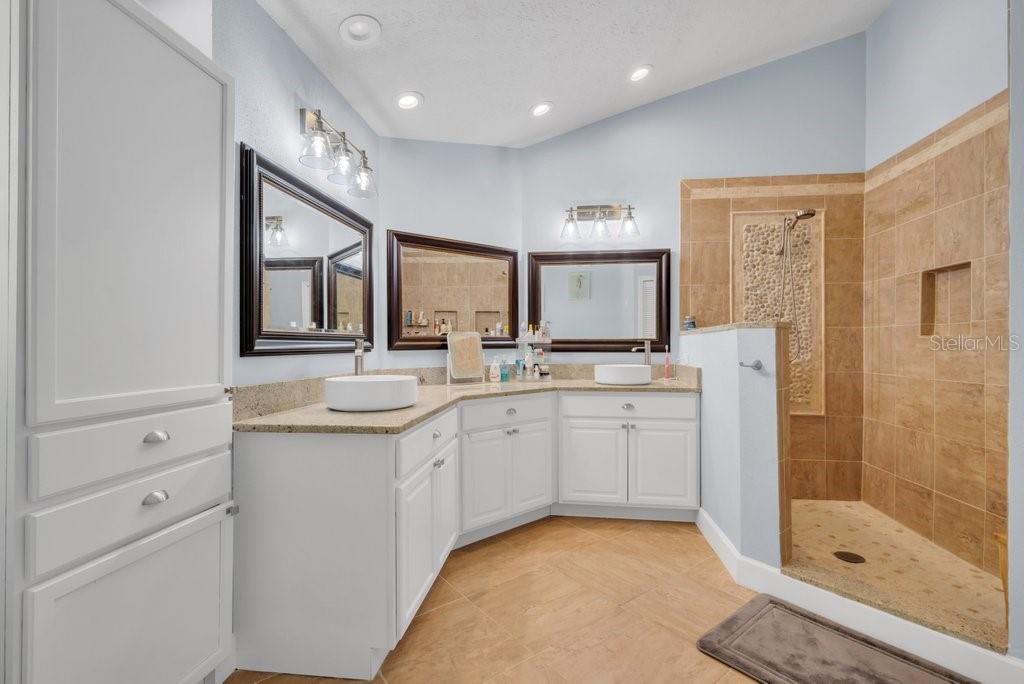 2409 BUCKHORN RUN DR, VALRICO, FL, 33596