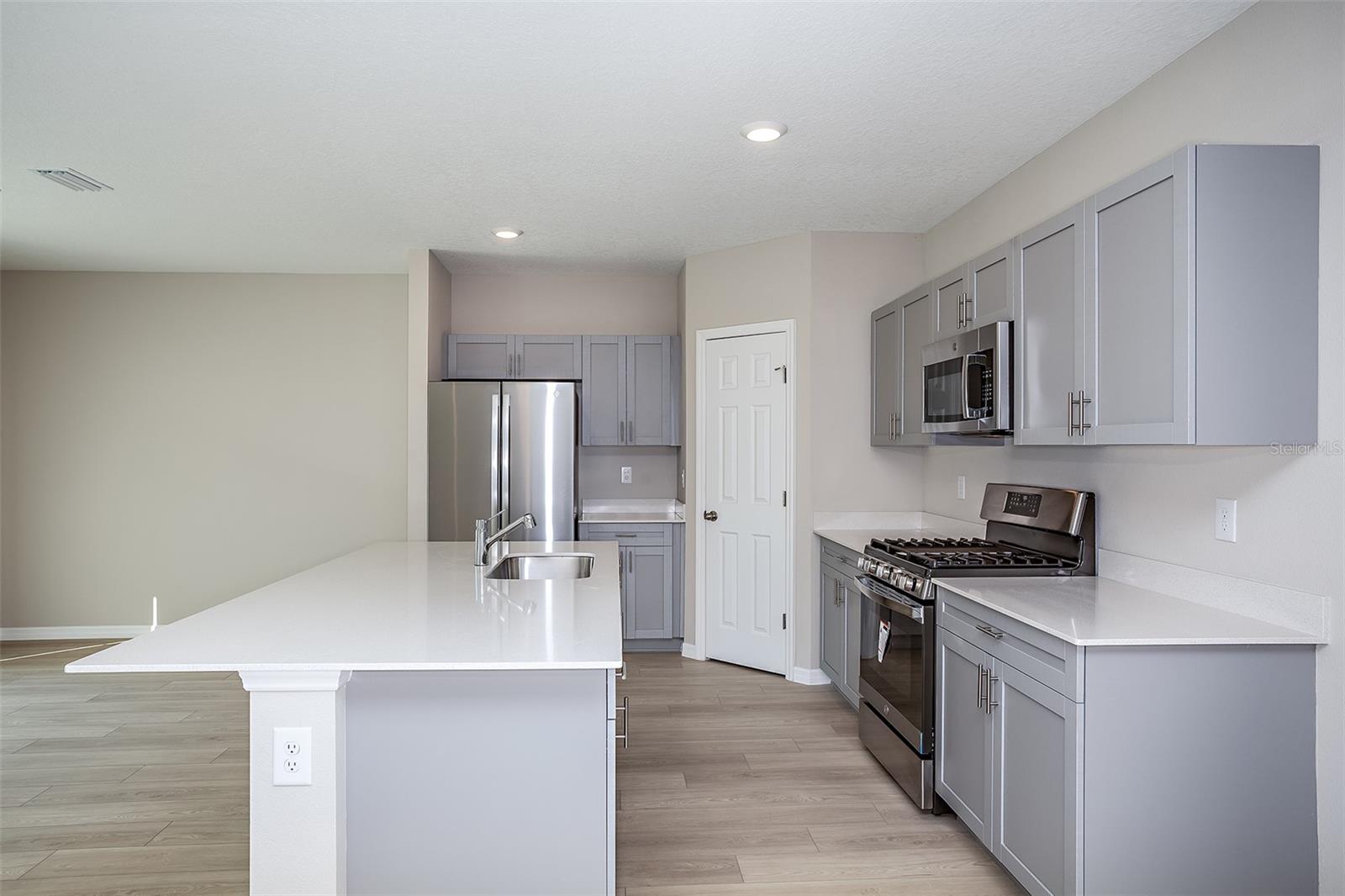 4043 GARDENIA AVE, LAKE HAMILTON, FL, 33851