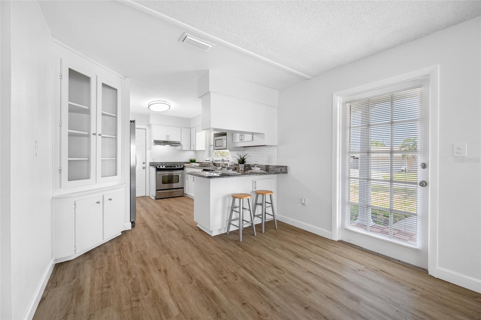 5200 52ND AVE N, ST PETERSBURG, FL, 33709