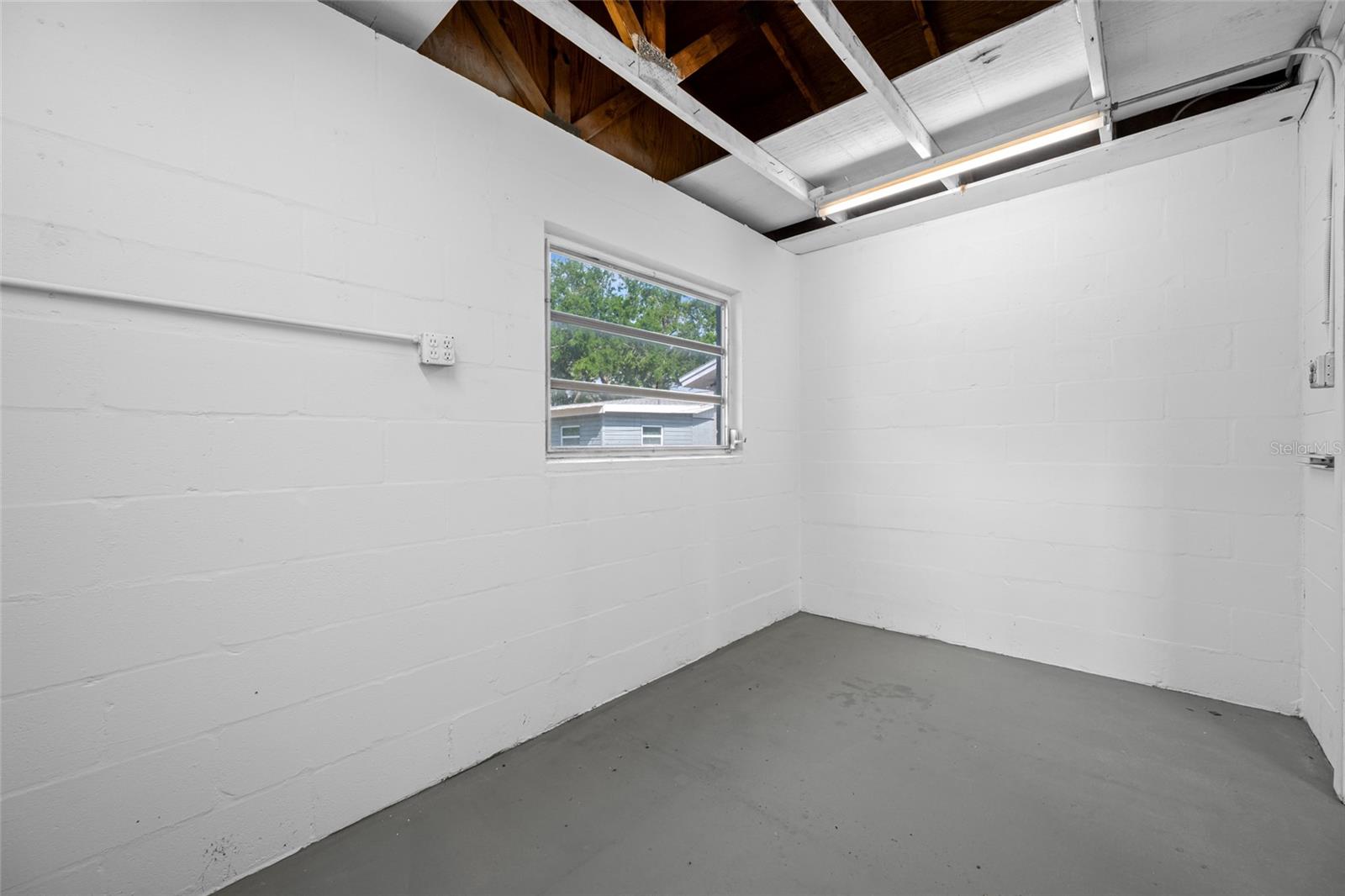 5200 52ND AVE N, ST PETERSBURG, FL, 33709