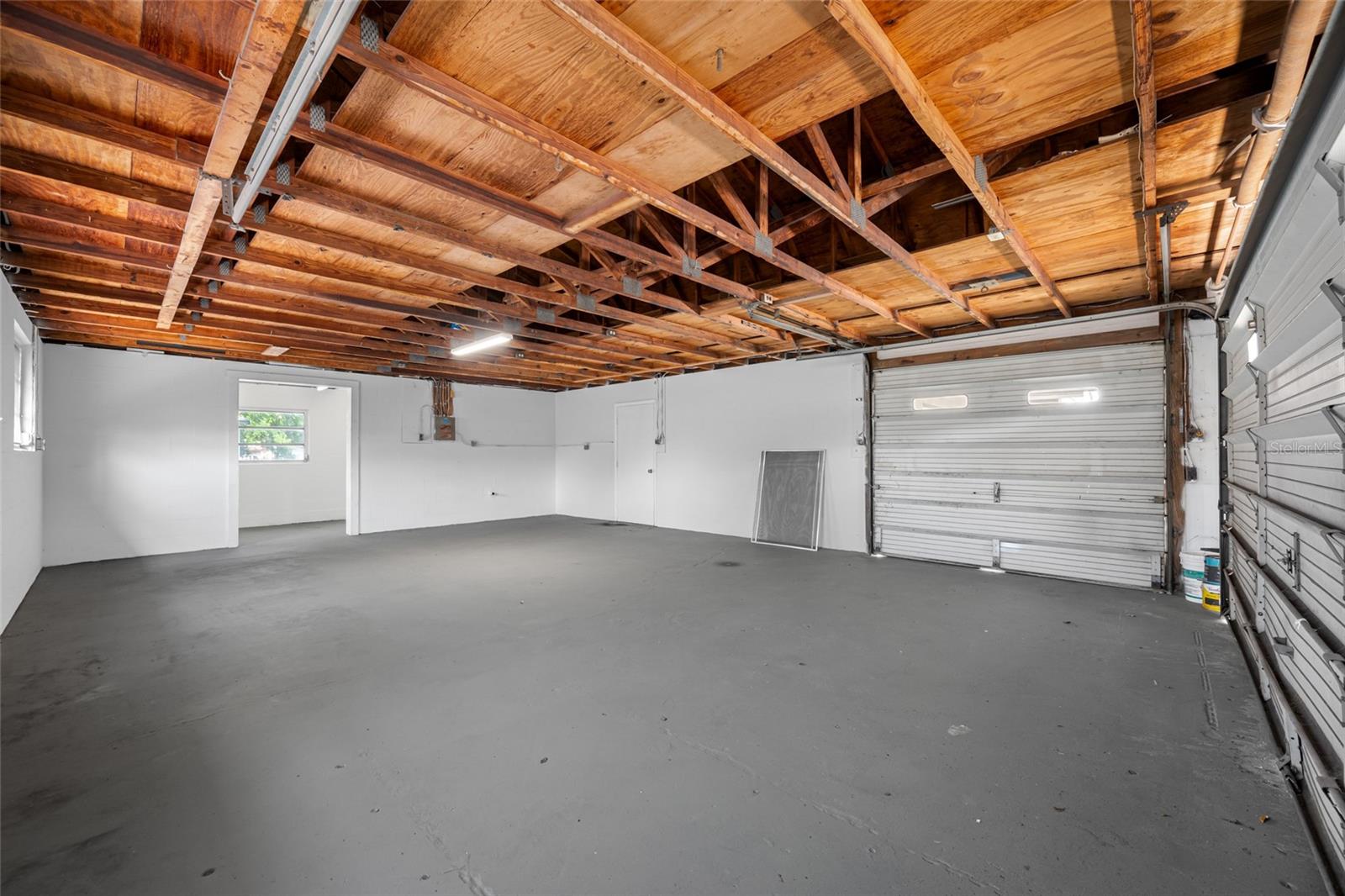 5200 52ND AVE N, ST PETERSBURG, FL, 33709